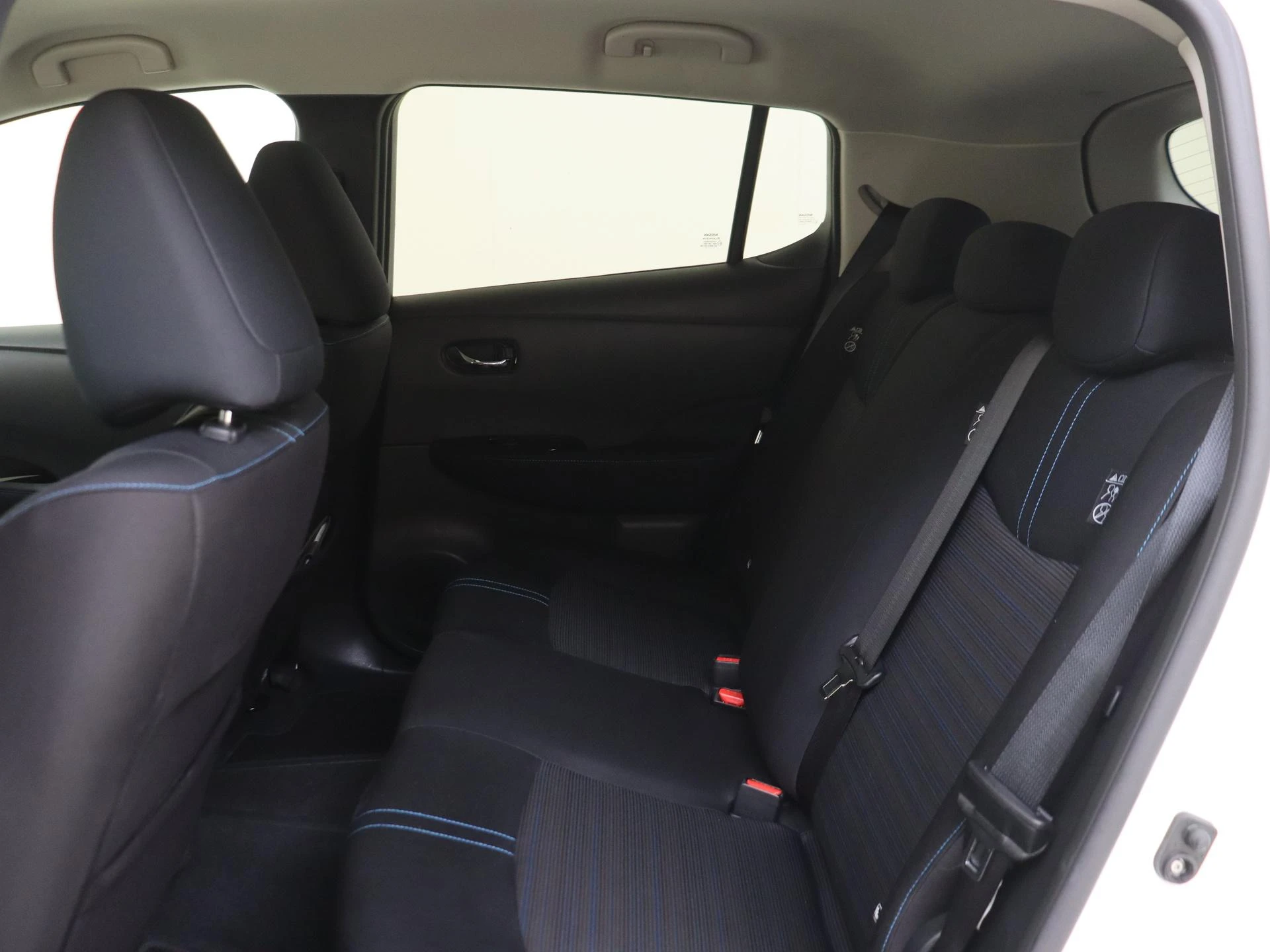 Nissan-Leaf-image-15