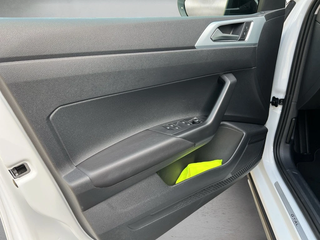 Volkswagen-Taigo-image-5