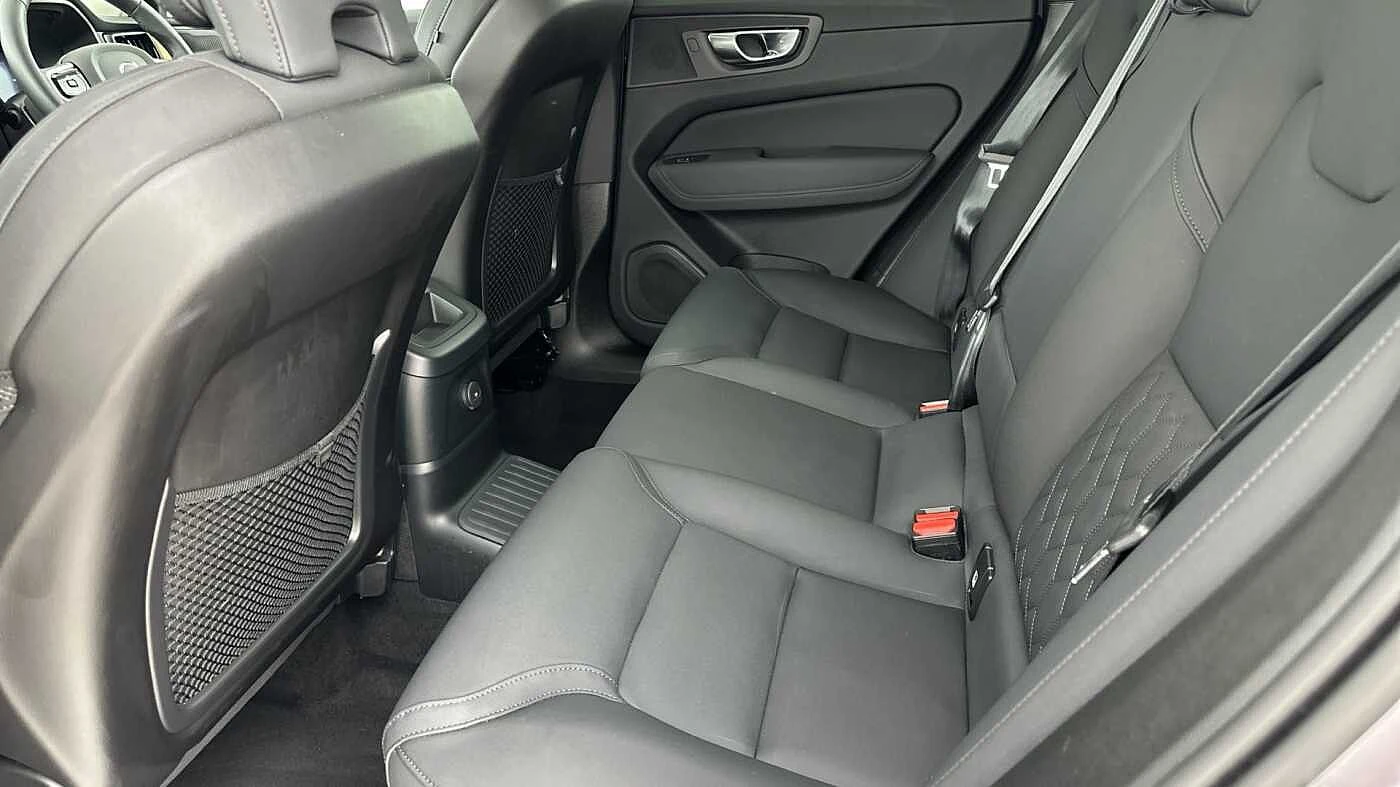 Volvo-XC60-image-12