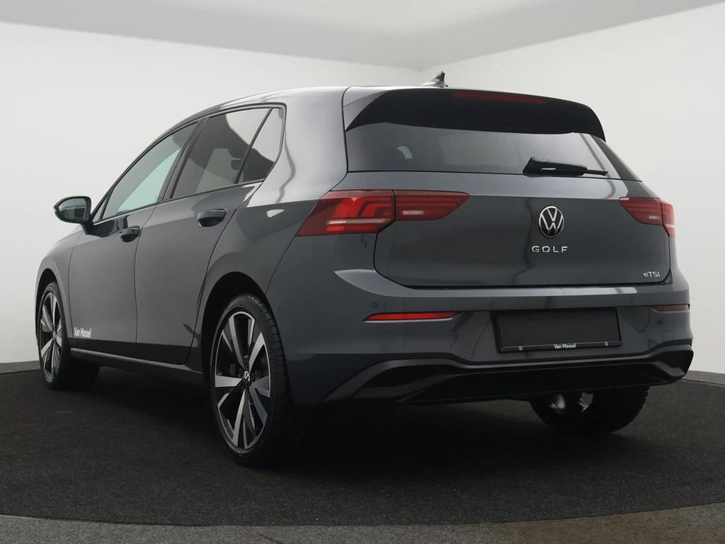 Volkswagen Golf VIII Golf Life Business 1.5 eTSI 85 kW (116 pk) DSG // DEMO