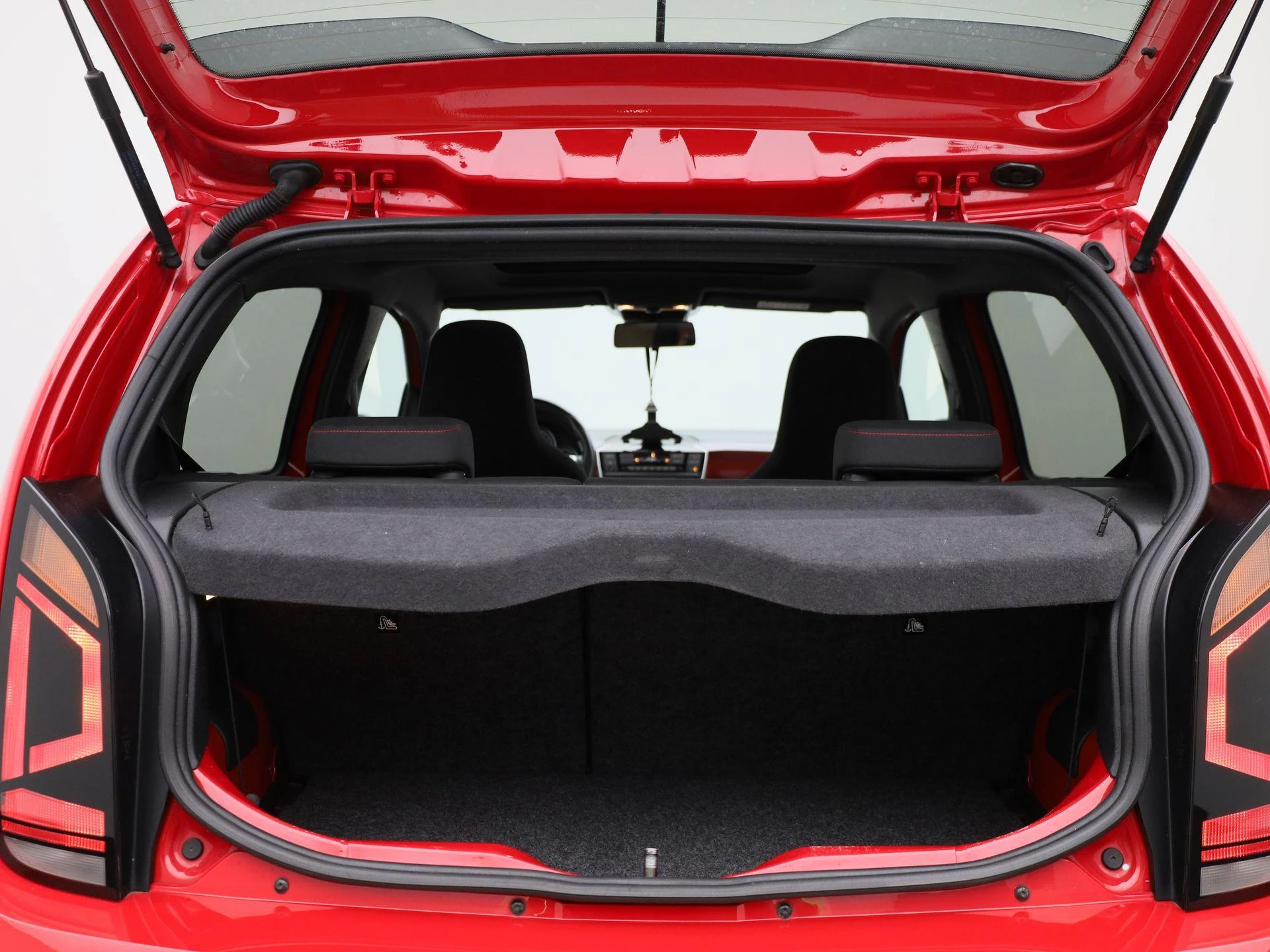Volkswagen up! 1.0 TSI GTI