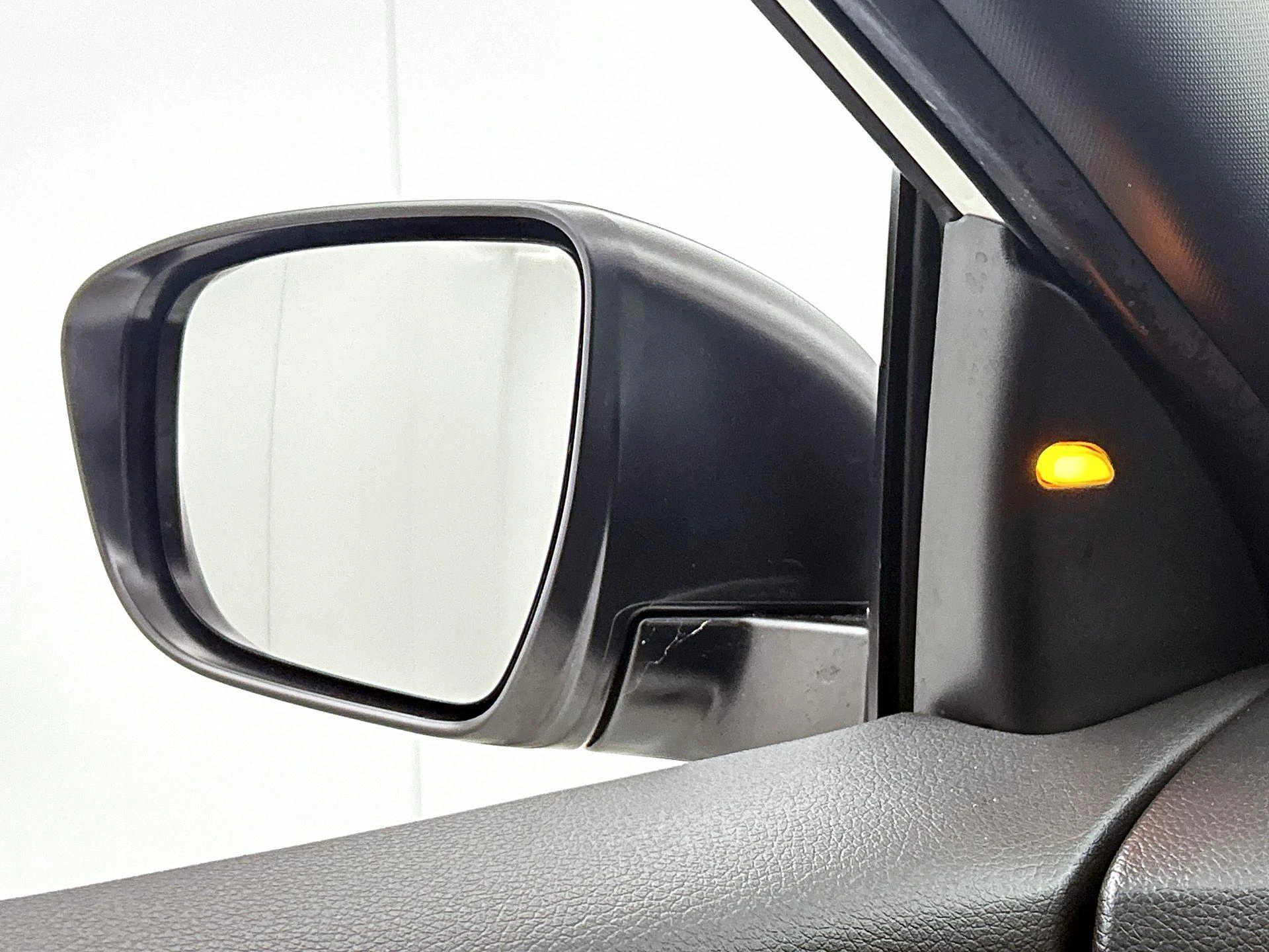 Nissan-QASHQAI-image-25
