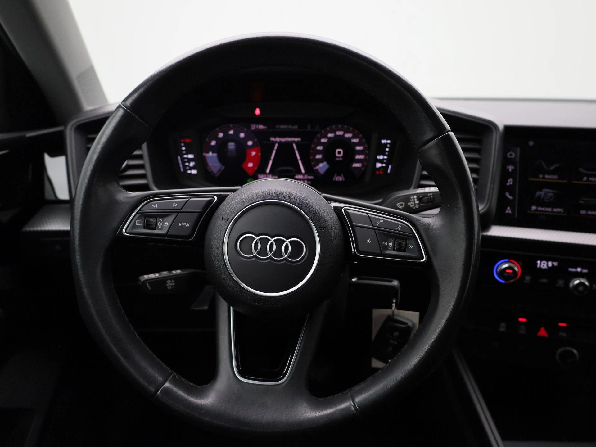 Audi-A1 Sportback-image-6