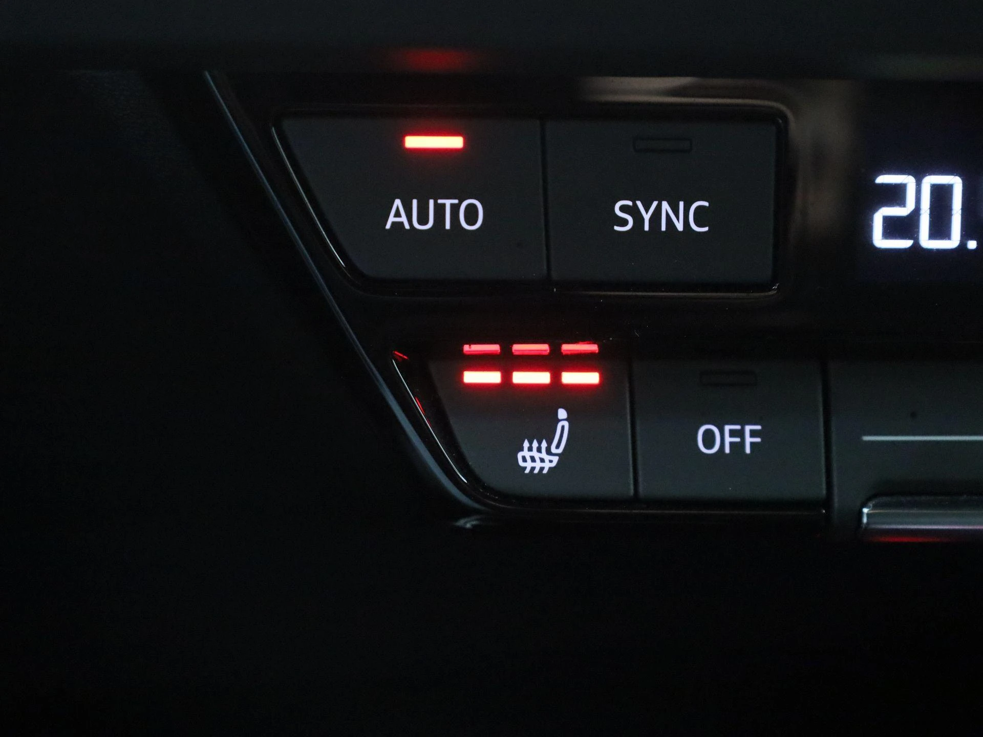 Audi-Q4 e-tron-image-27