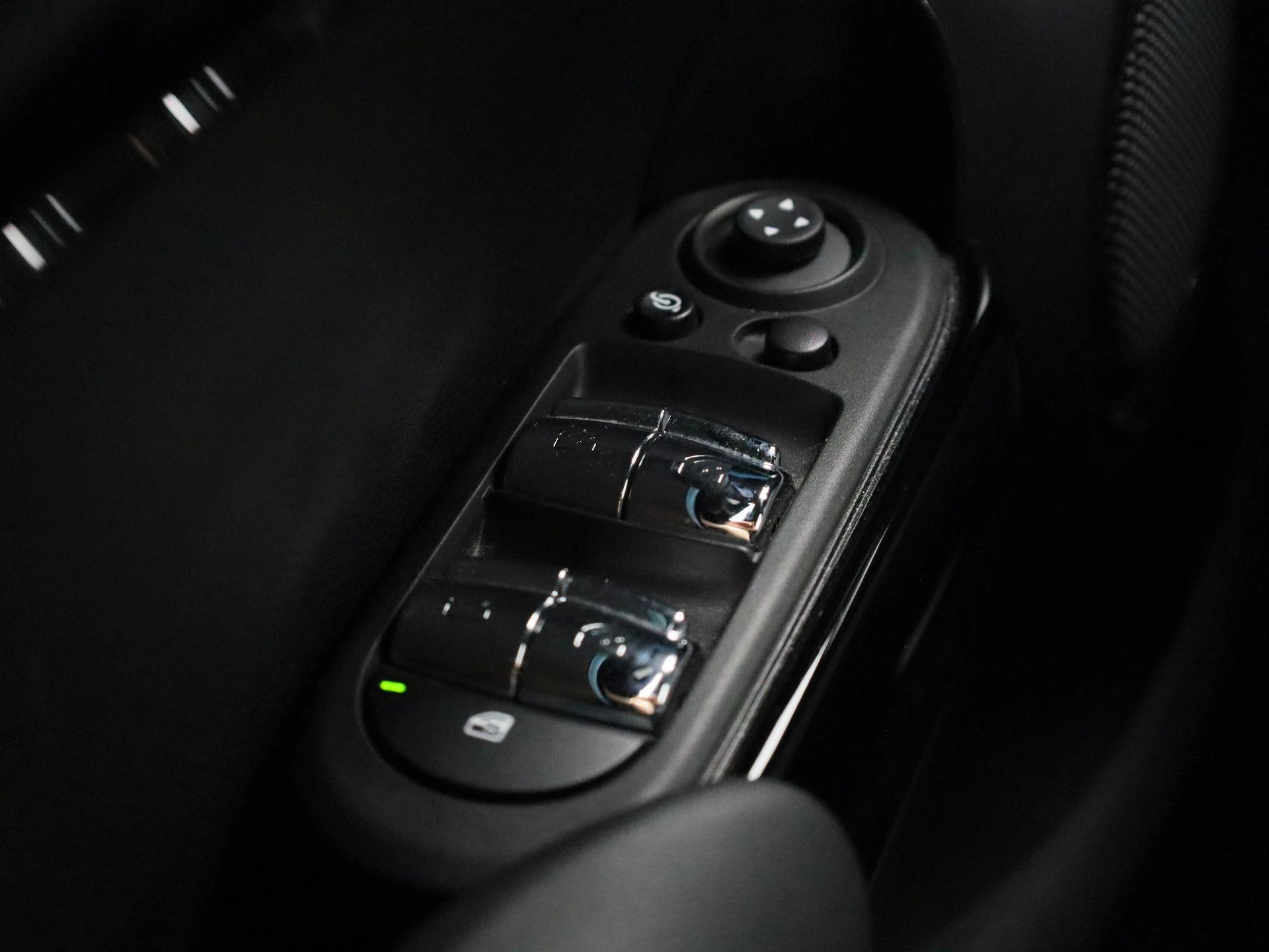 MINI One Mini 5 door PDC V+A | Carplay | Cruise Control
