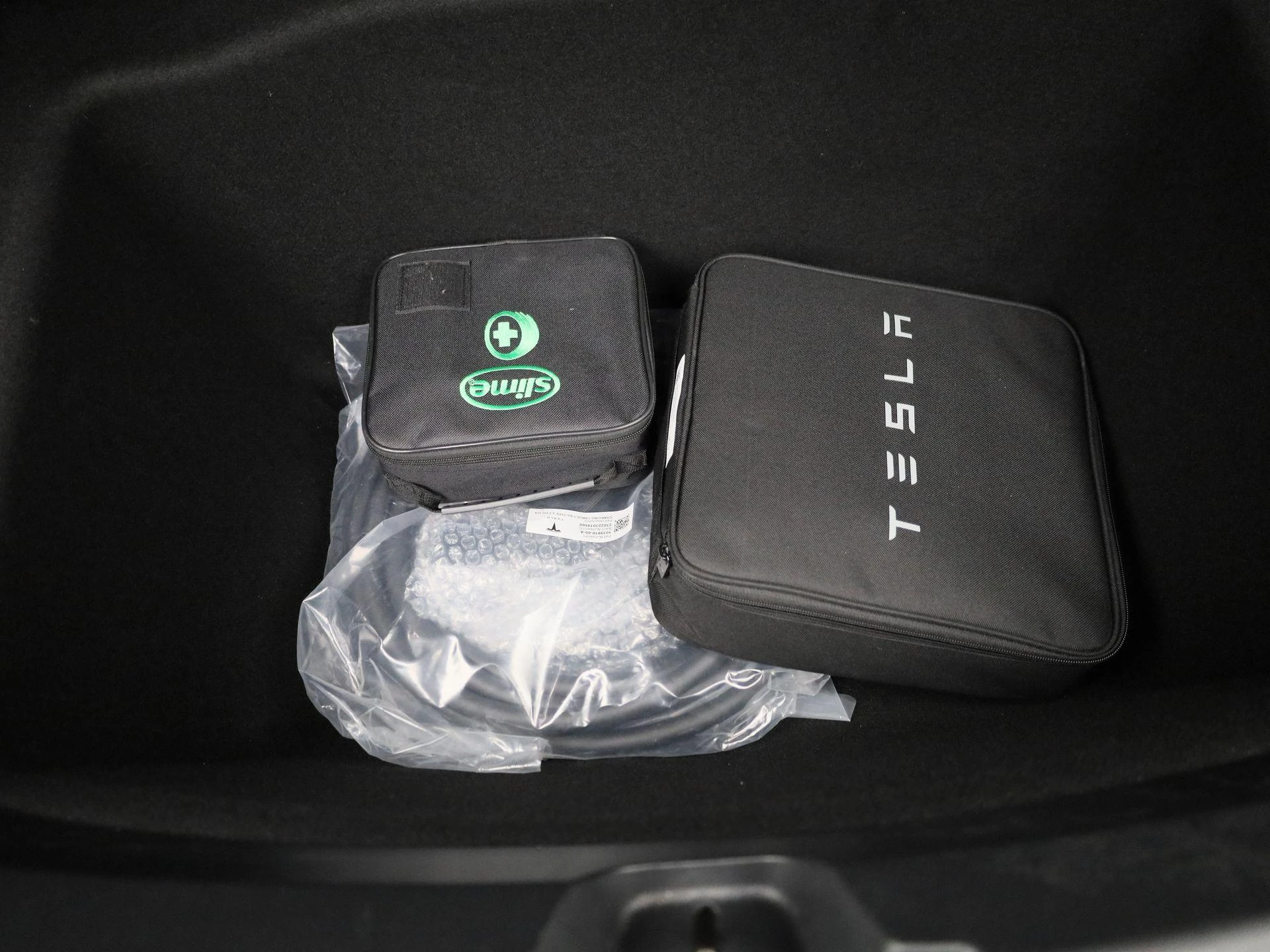 Tesla-Model 3-image-12