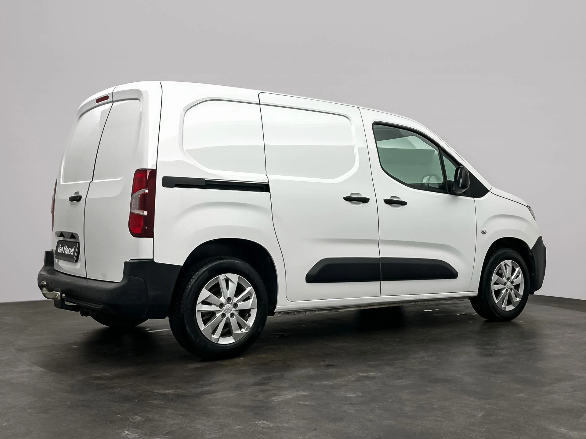 Peugeot-Partner-image-2