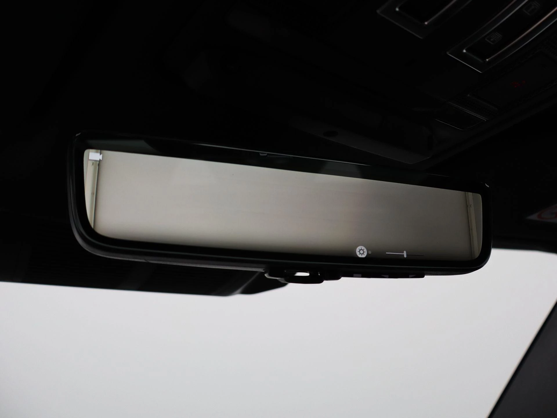 Land Rover-Defender-image-46