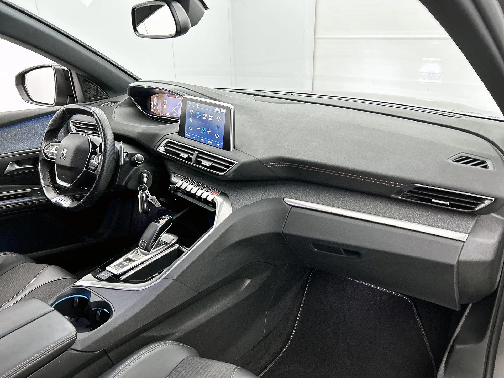 Peugeot-5008-image-22