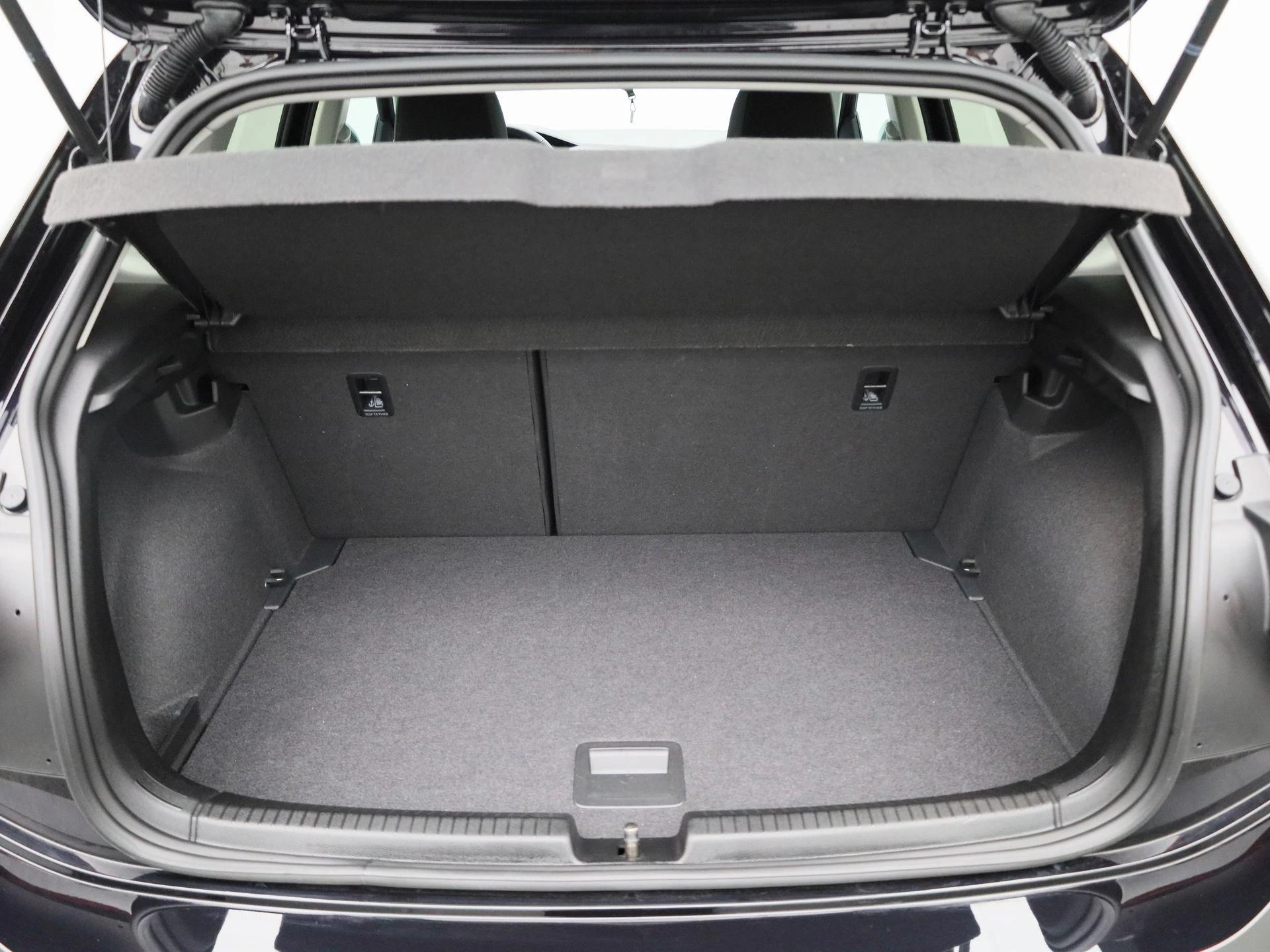 Volkswagen Polo - 12