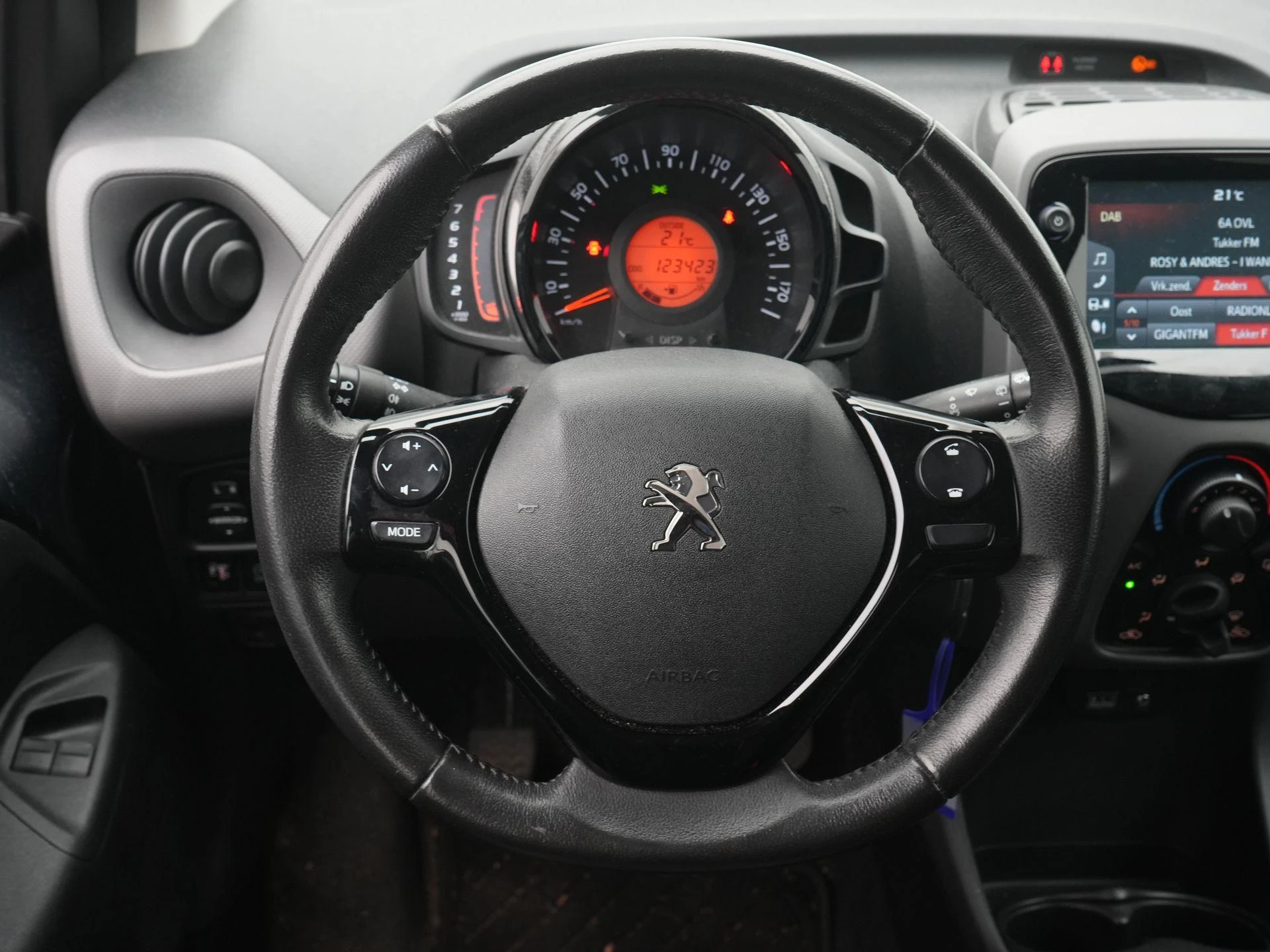 Peugeot-108-image-7