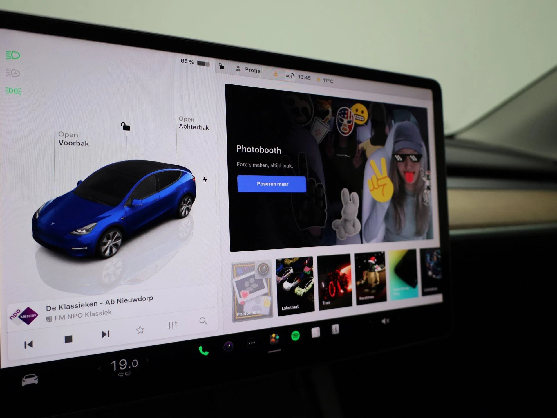 Tesla-Model Y-image-30