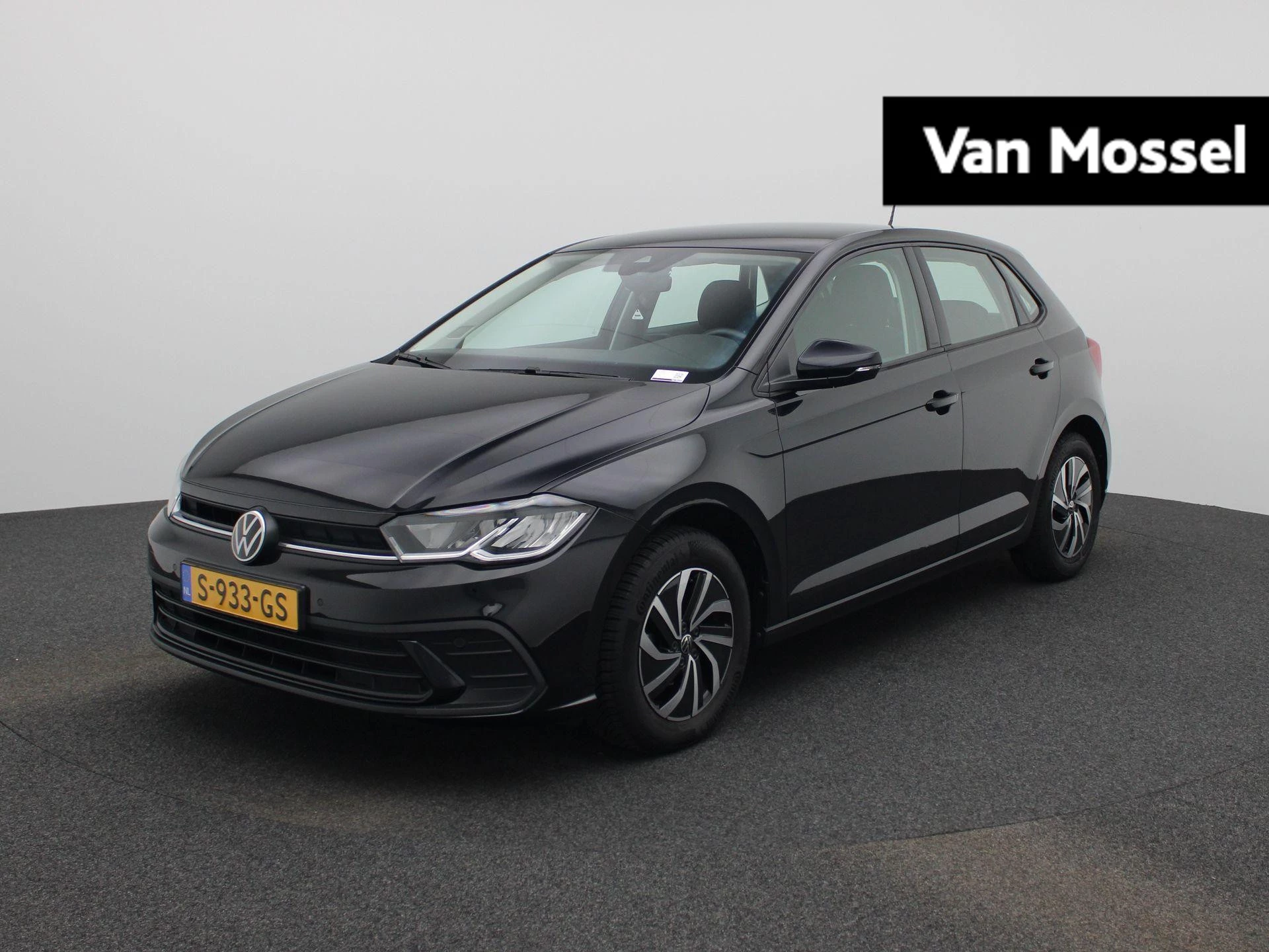 Volkswagen-Polo-image-0