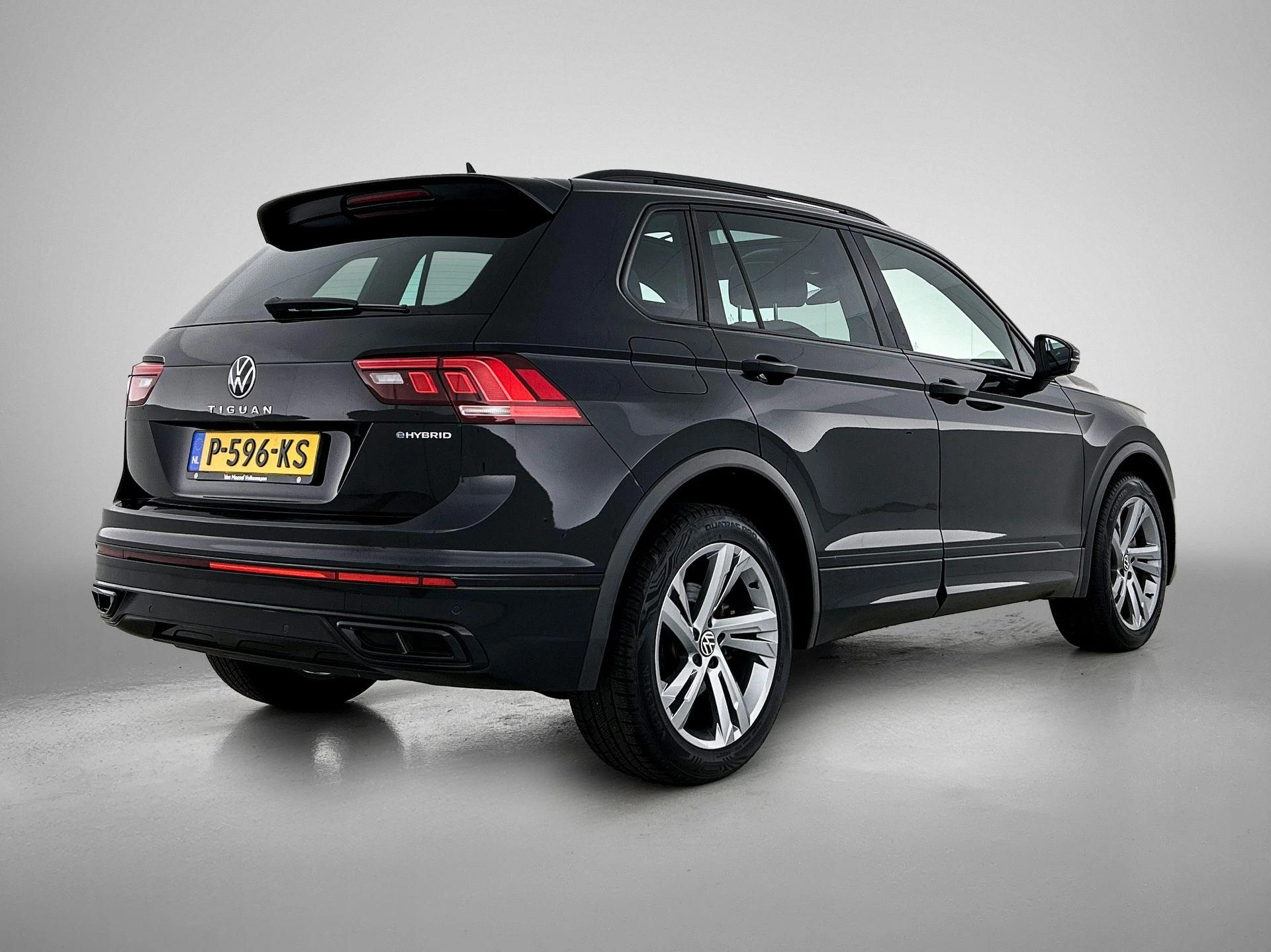 Volkswagen-Tiguan-image-3