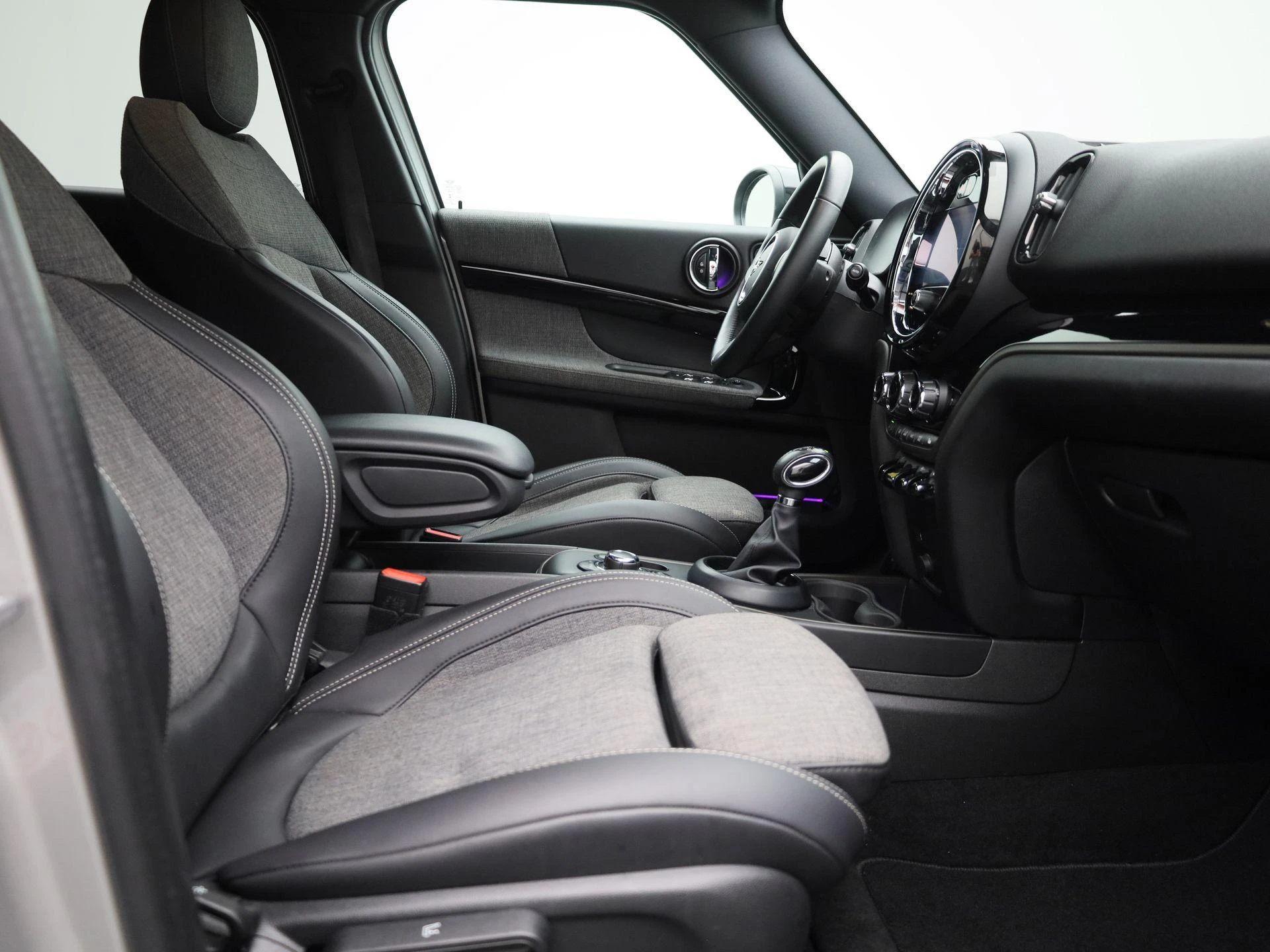 MINI-Countryman-image-37