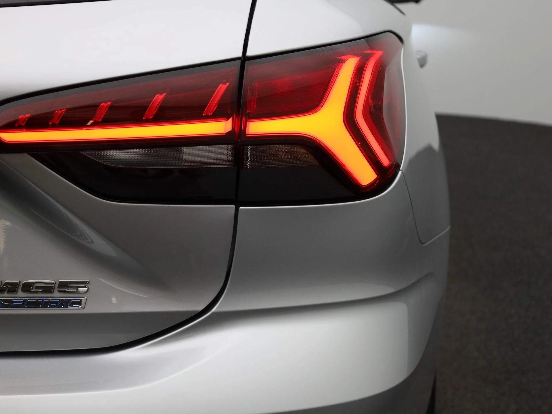 MG MG5 Electric Long Range Luxury 61 kWh