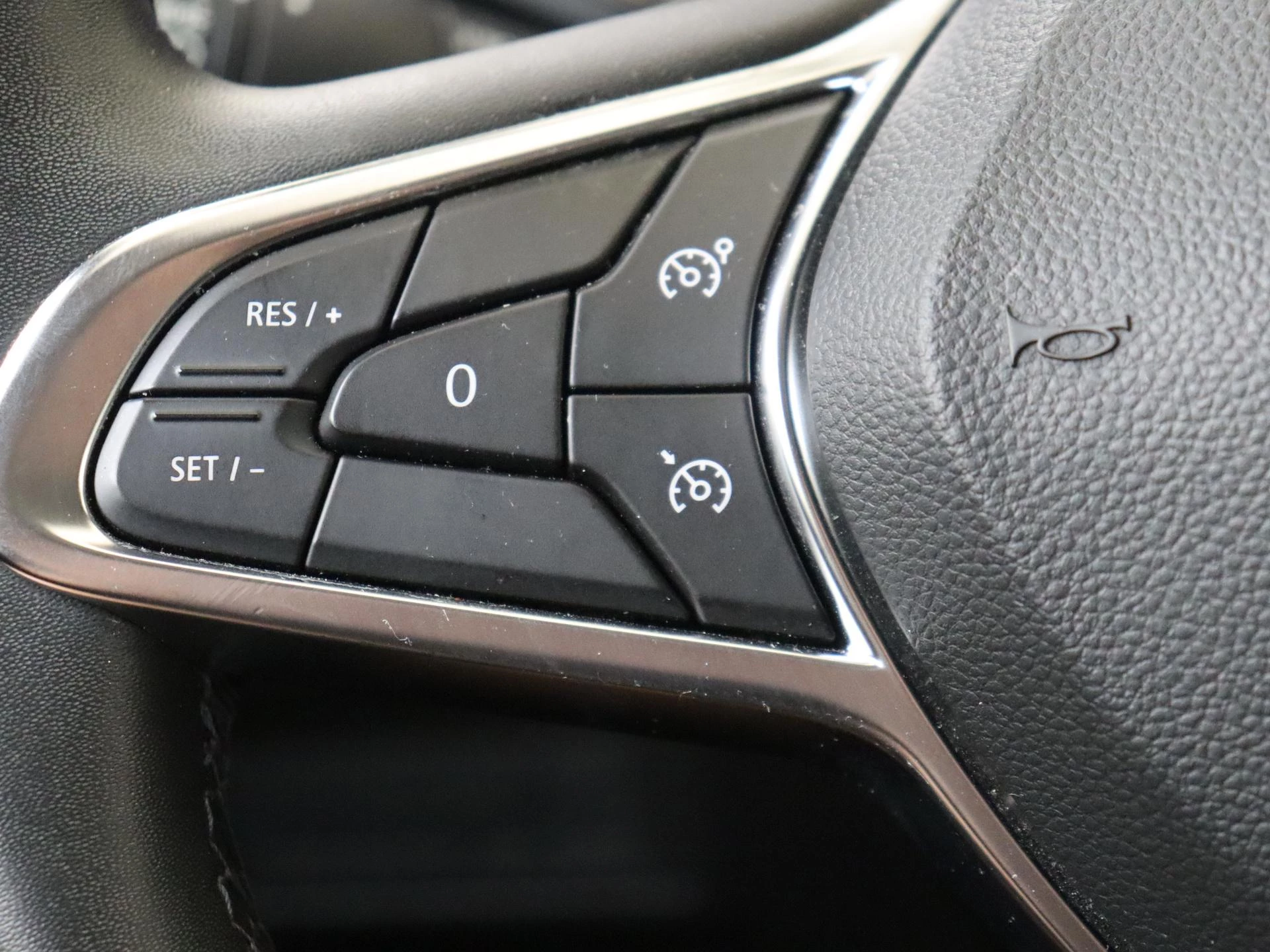Renault-Captur-image-11