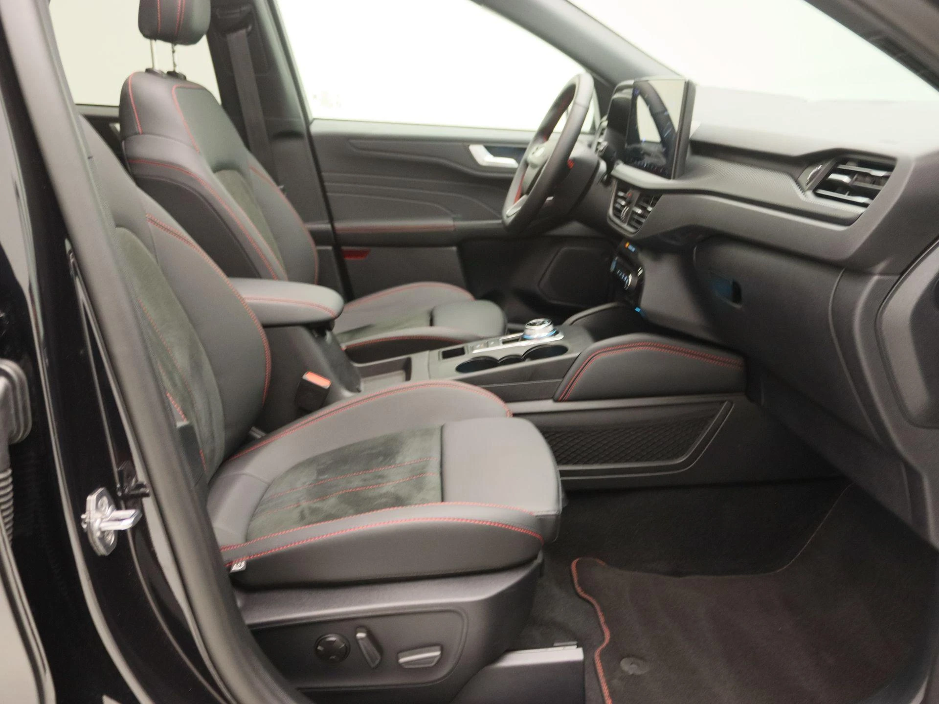Ford-Kuga-image-26