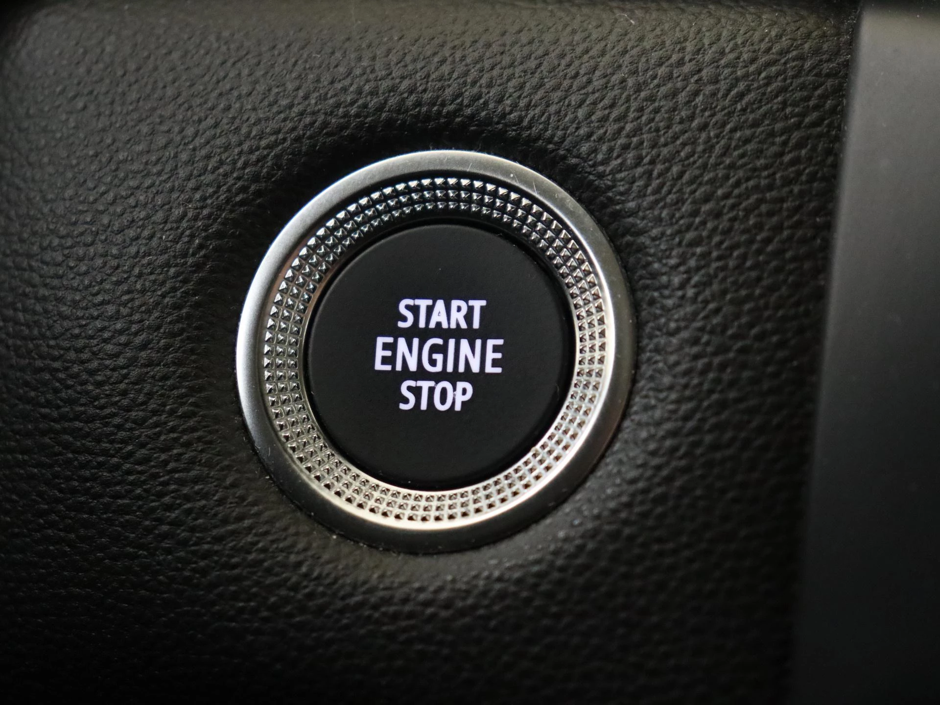 Renault-Captur-image-22