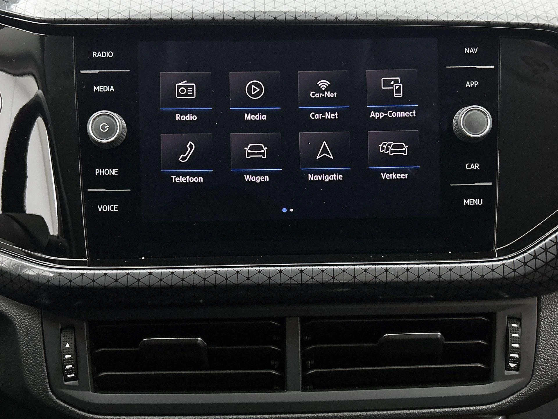 Volkswagen-T-Cross-image-24