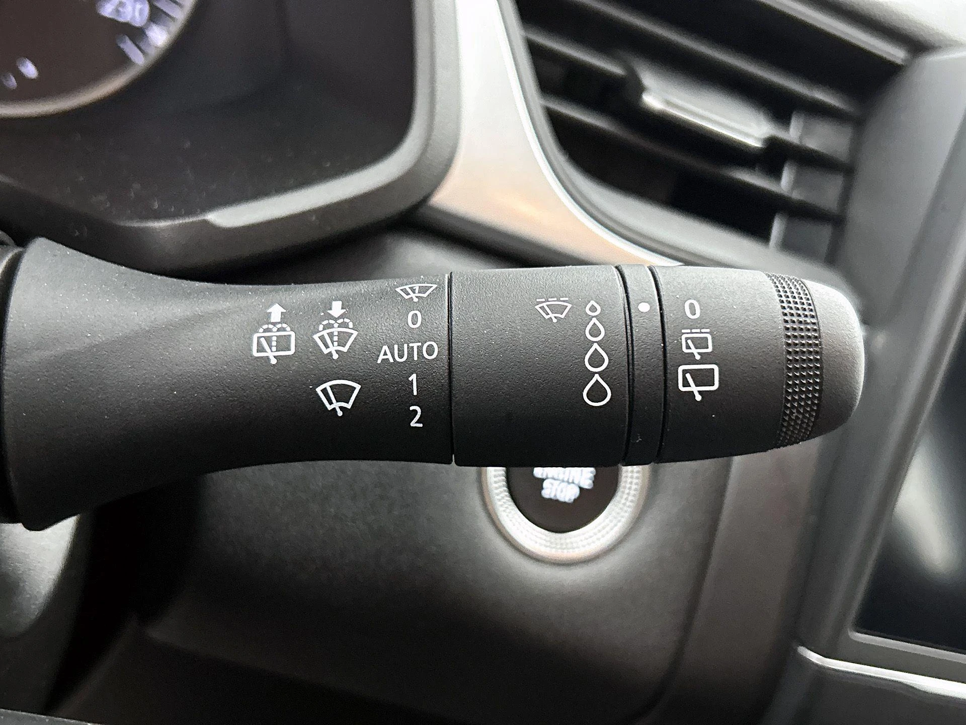 Renault-Captur-image-9