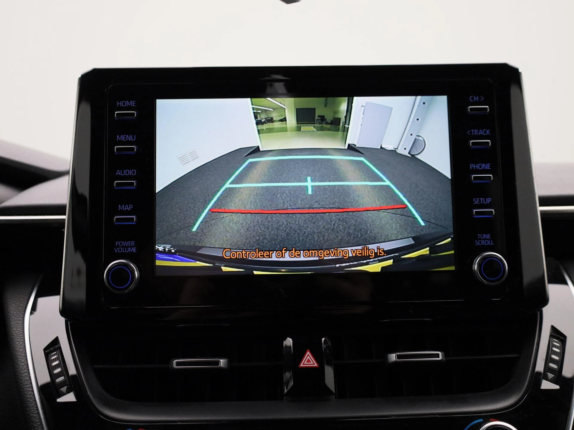 Toyota-Corolla Touring Sports-image-25