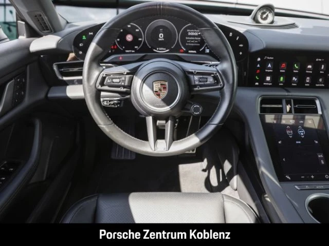 Porsche-Taycan-image-12