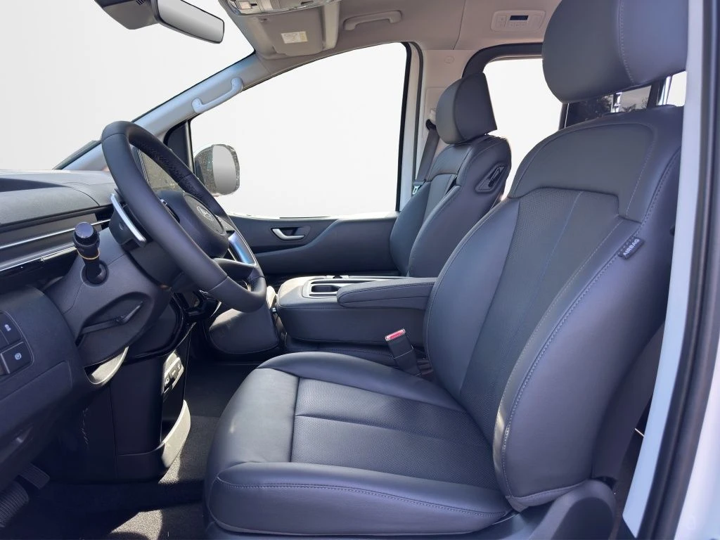 Hyundai-Staria-image-18