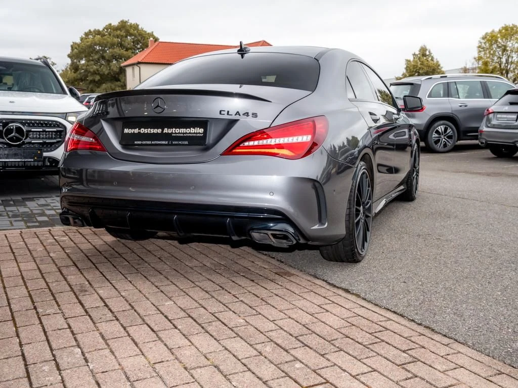 Mercedes-AMG-CLA 45 AMG-image-4