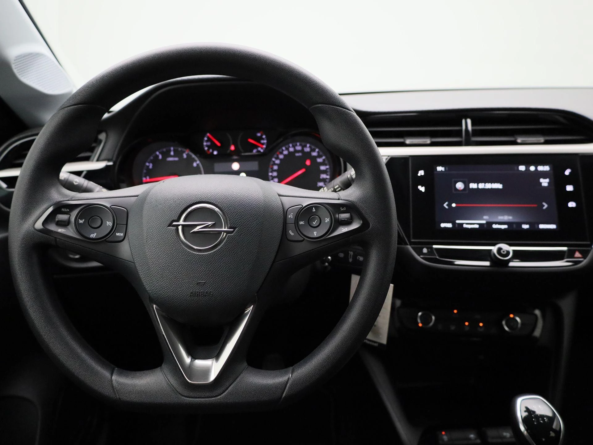 Opel-Corsa-image-6