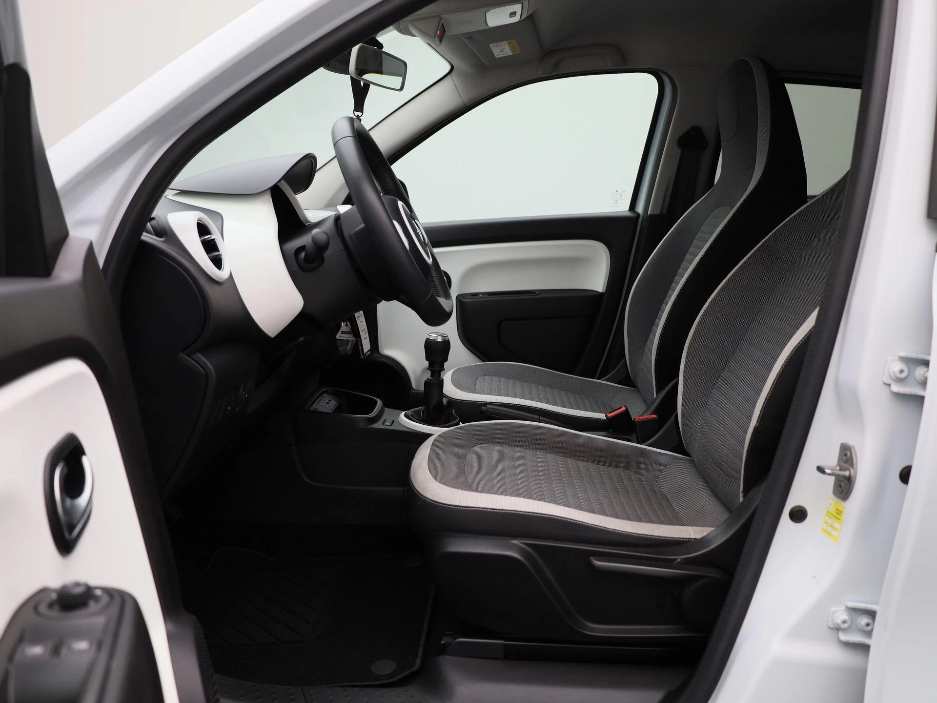 Renault-Twingo-image-10