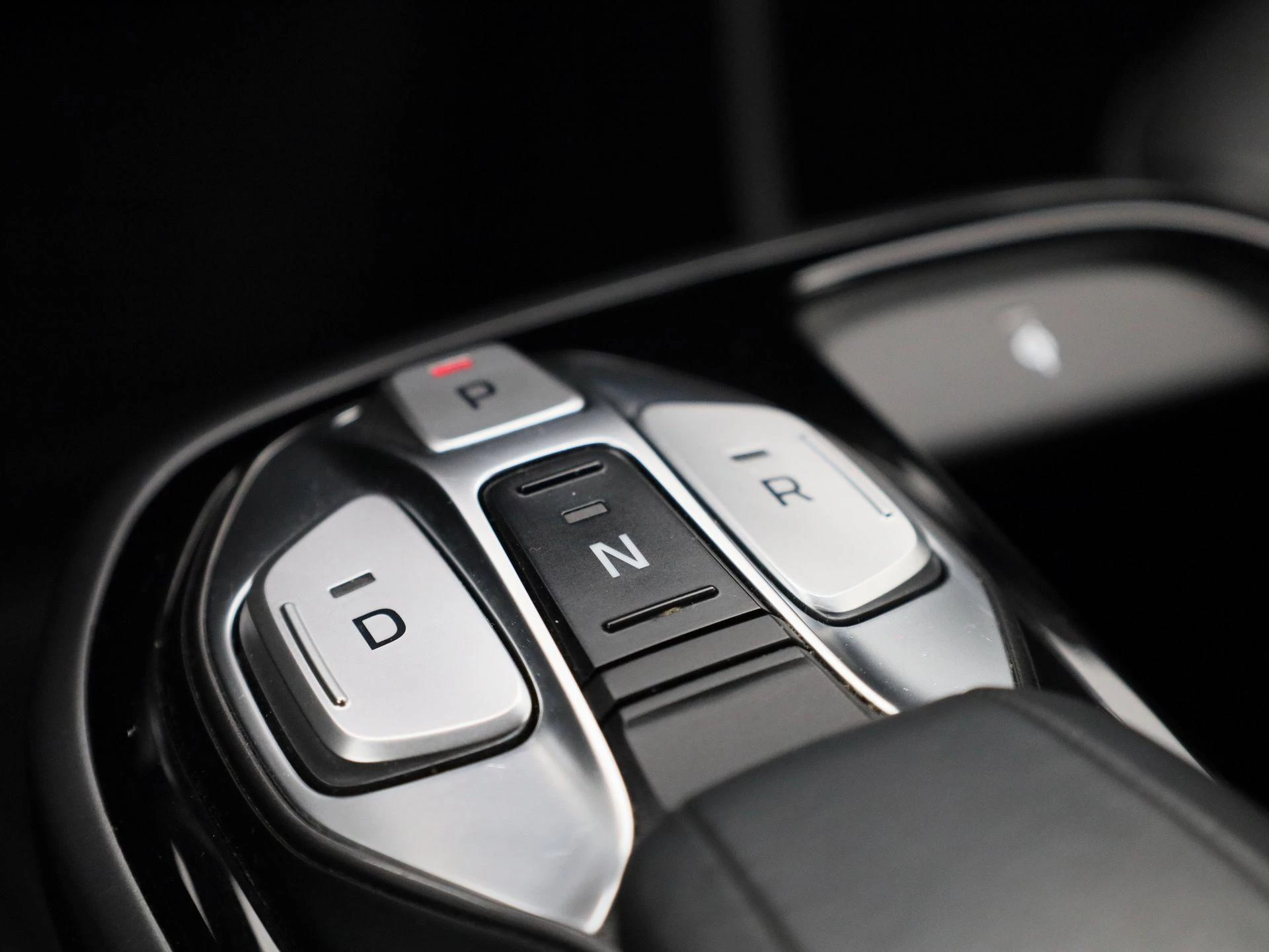 Hyundai-IONIQ-image-18