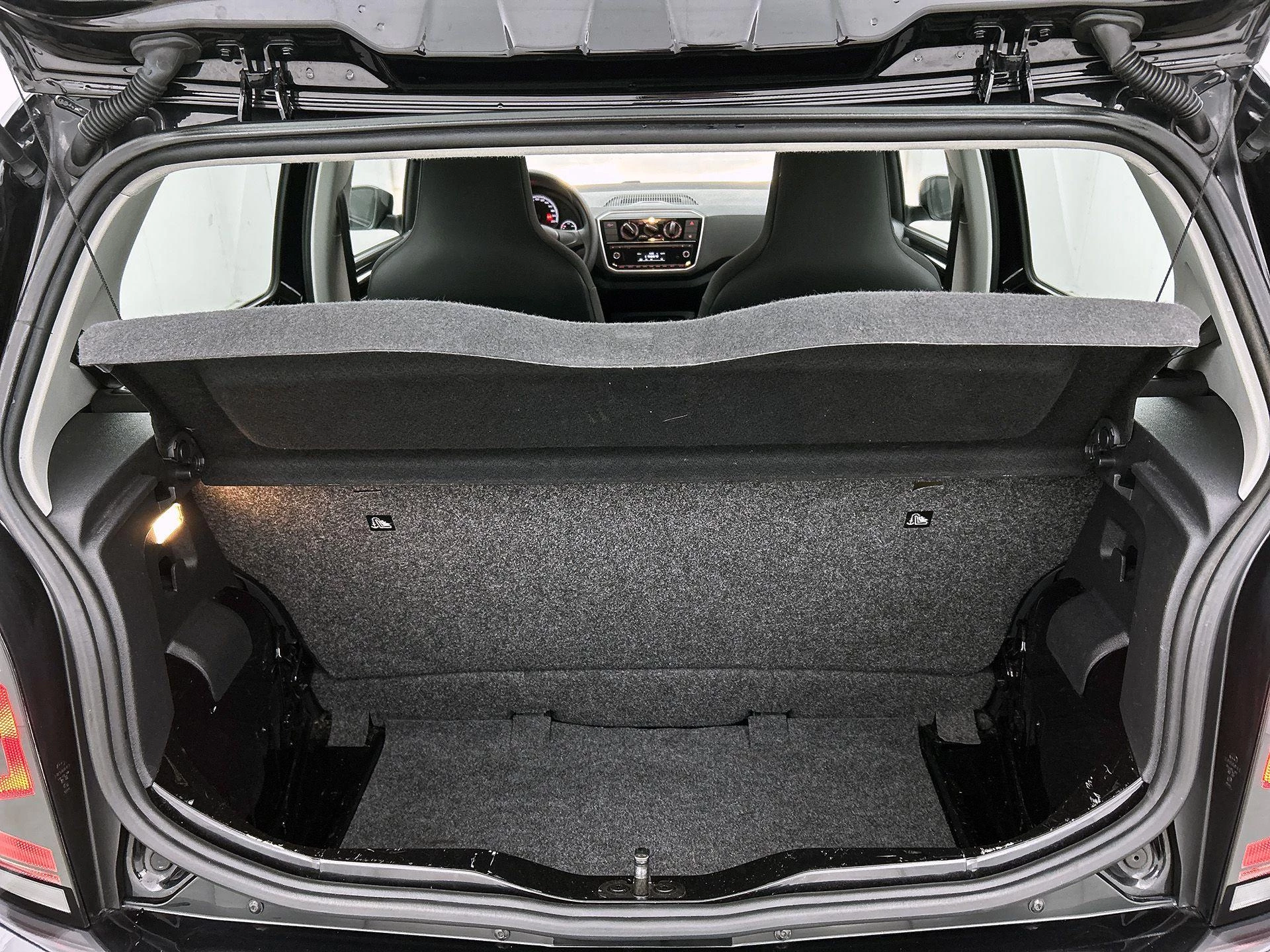 Volkswagen-up!-image-20