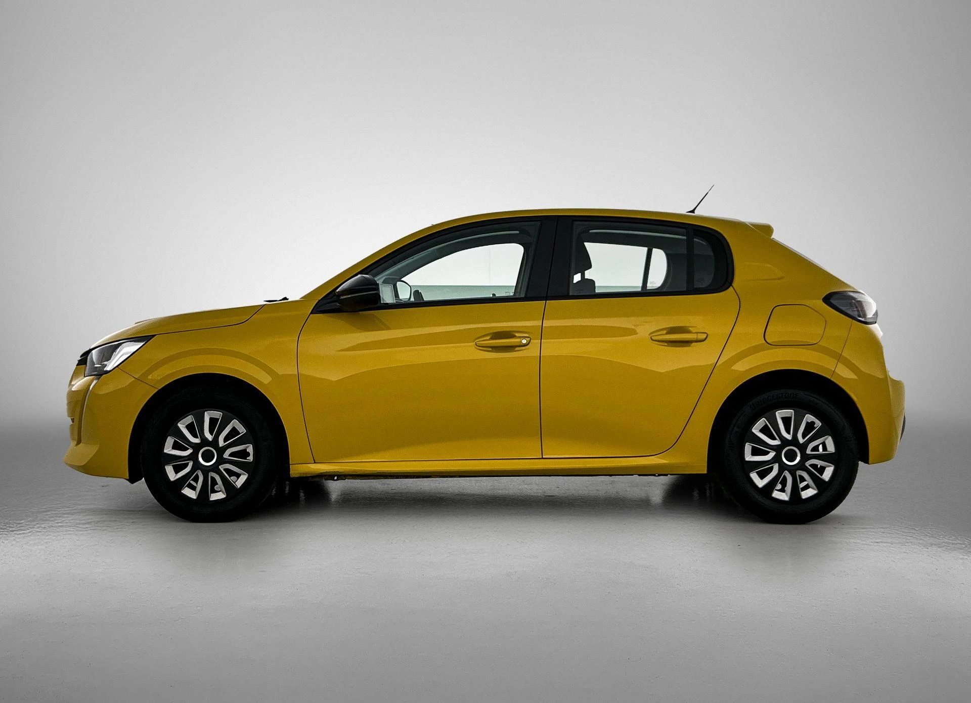 Peugeot-208-image-1