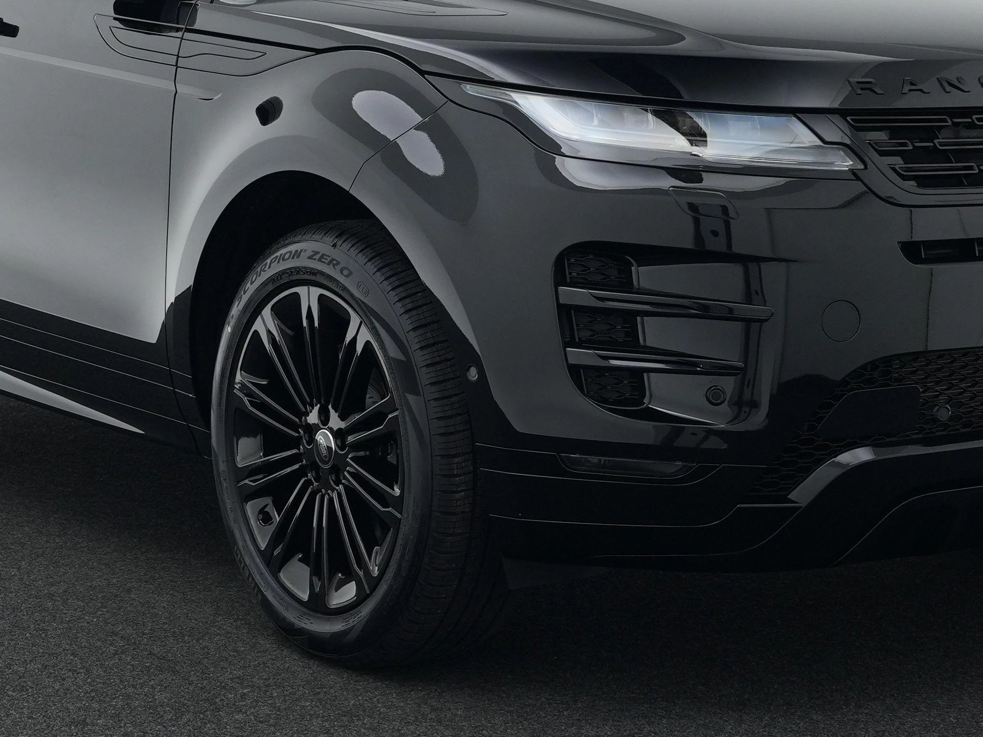 Land Rover Range Rover Evoque 1.5 P270e PHEV AWD Business Dynamic Edition
