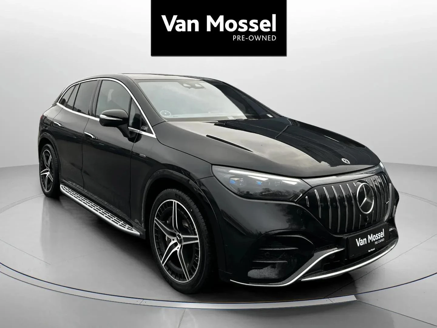 Mercedes-Benz-EQE-image-2