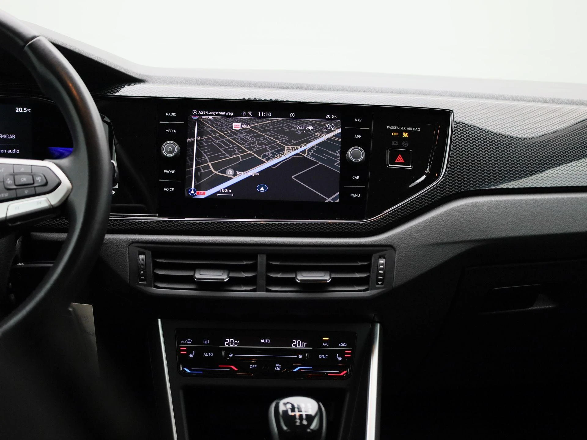 Volkswagen-Polo-image-8