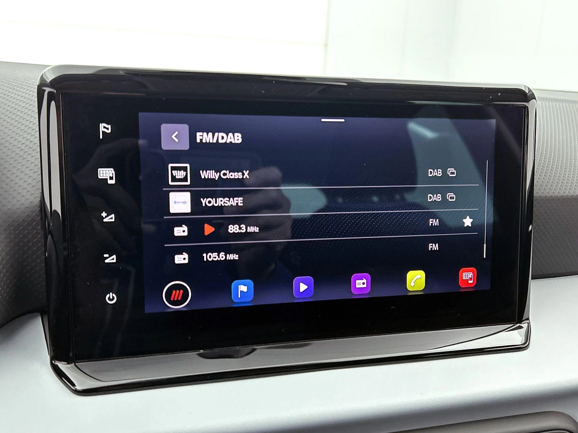 SEAT-Arona-image-8