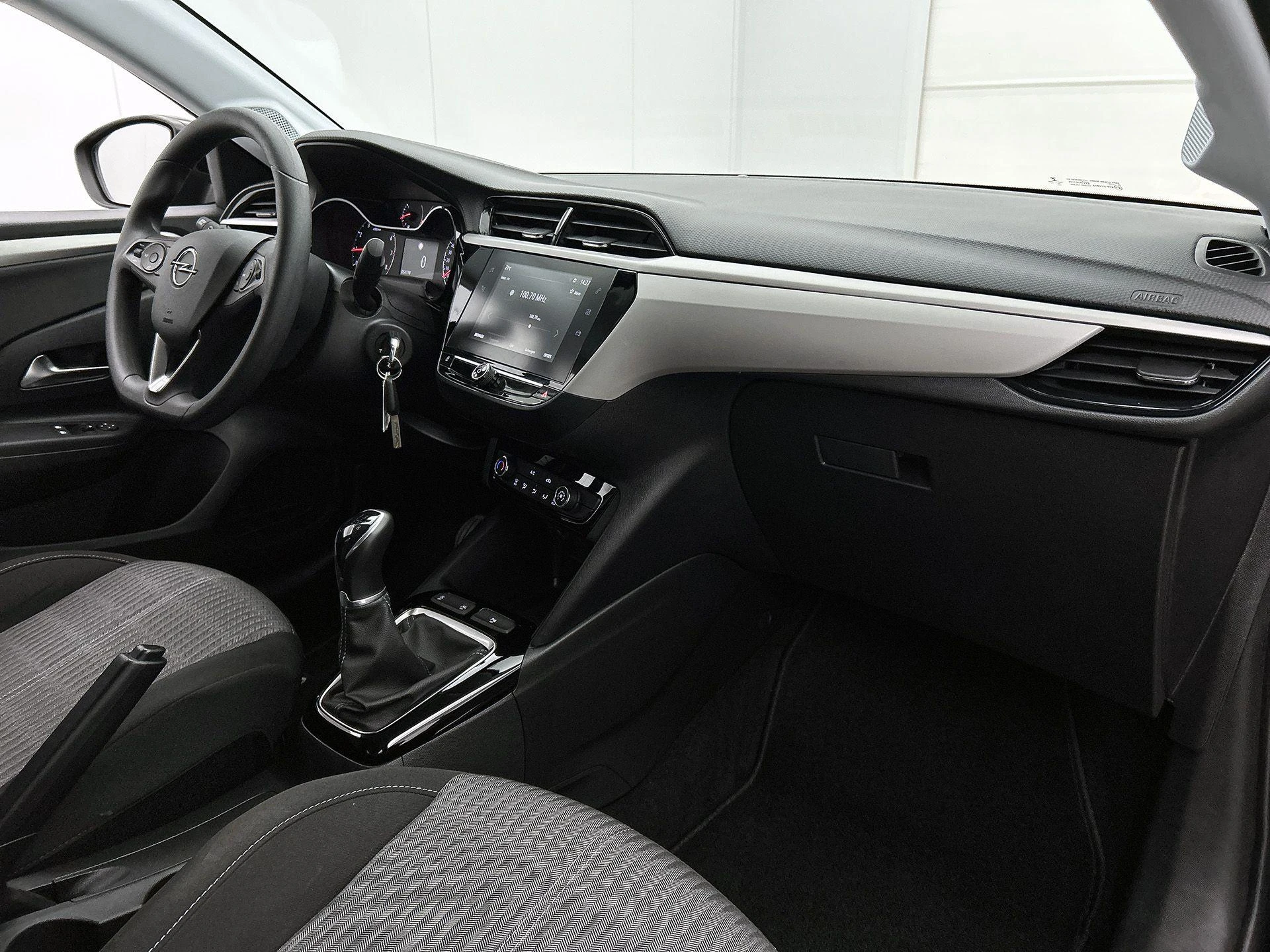 Opel-Corsa-image-19