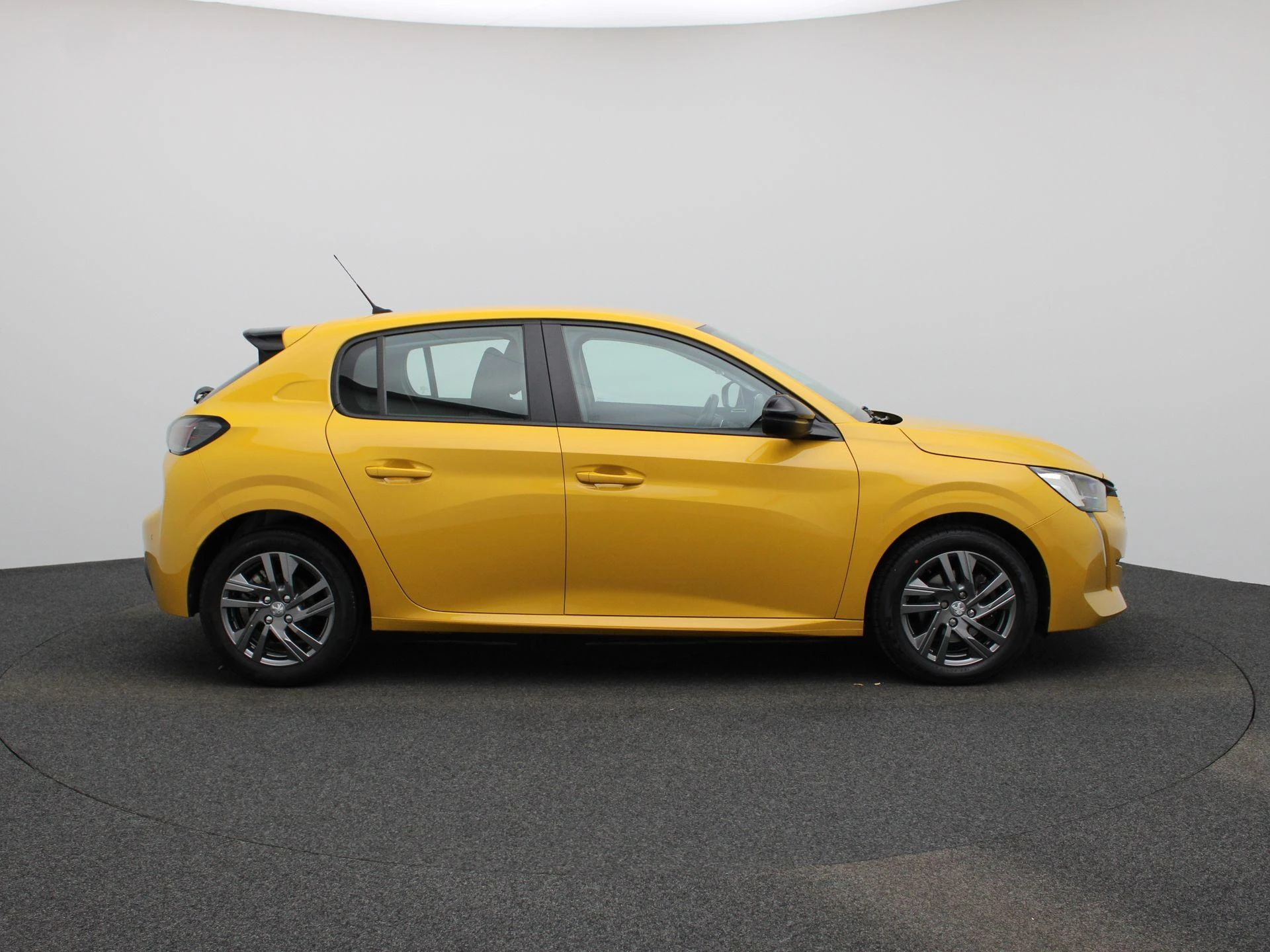 Peugeot-208-image-6