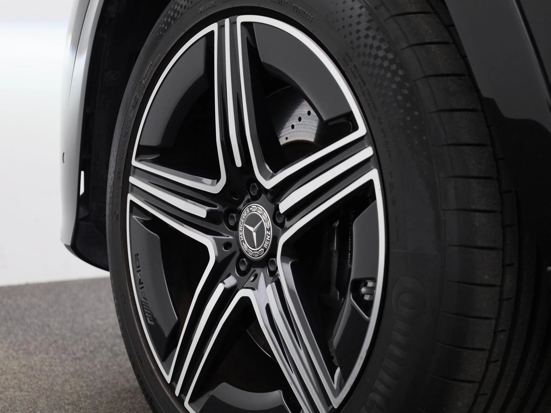 Mercedes-Benz GLE 400 e 4MATIC AMG Line Premium
