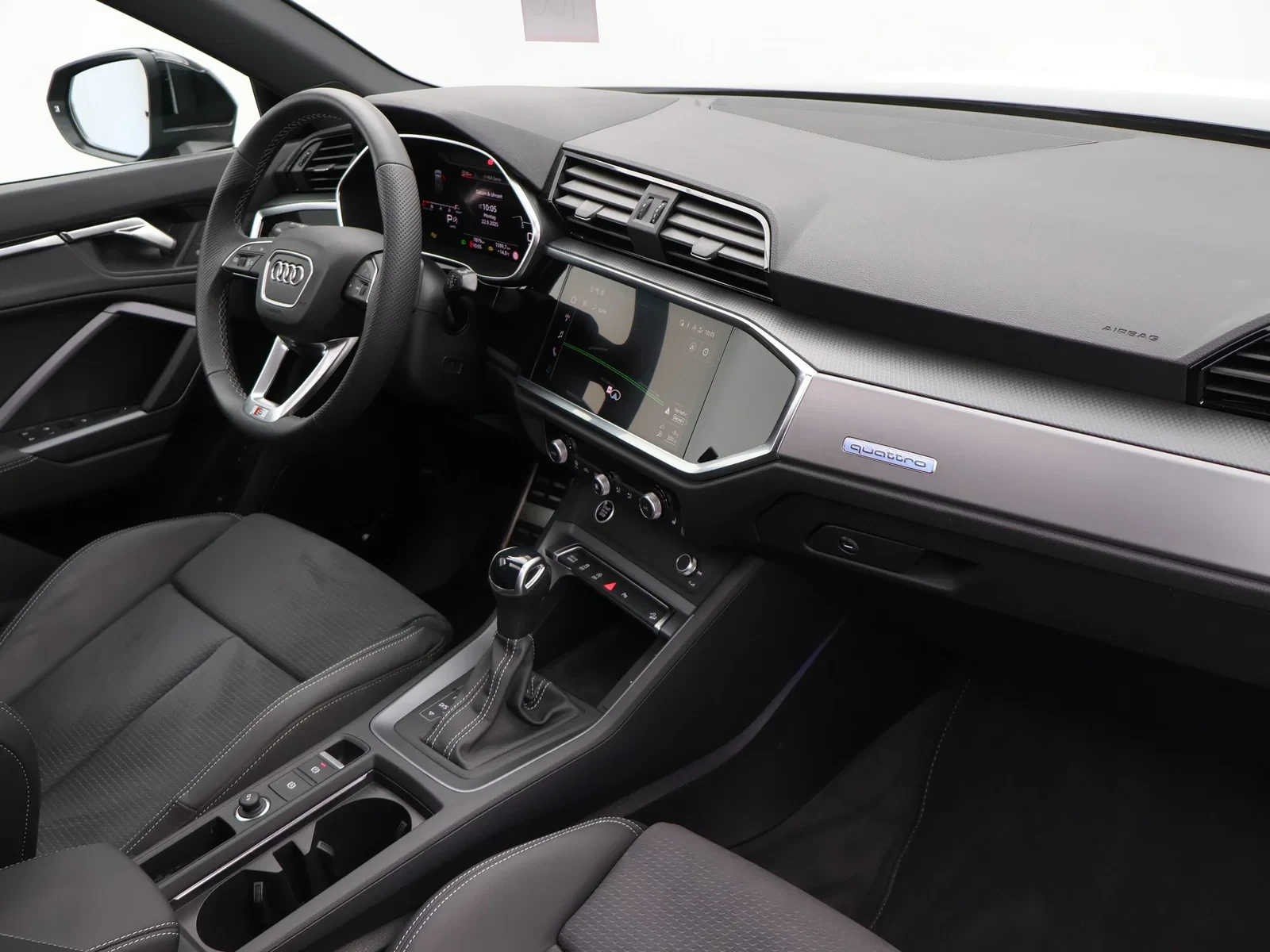 Audi-Q3-image-2