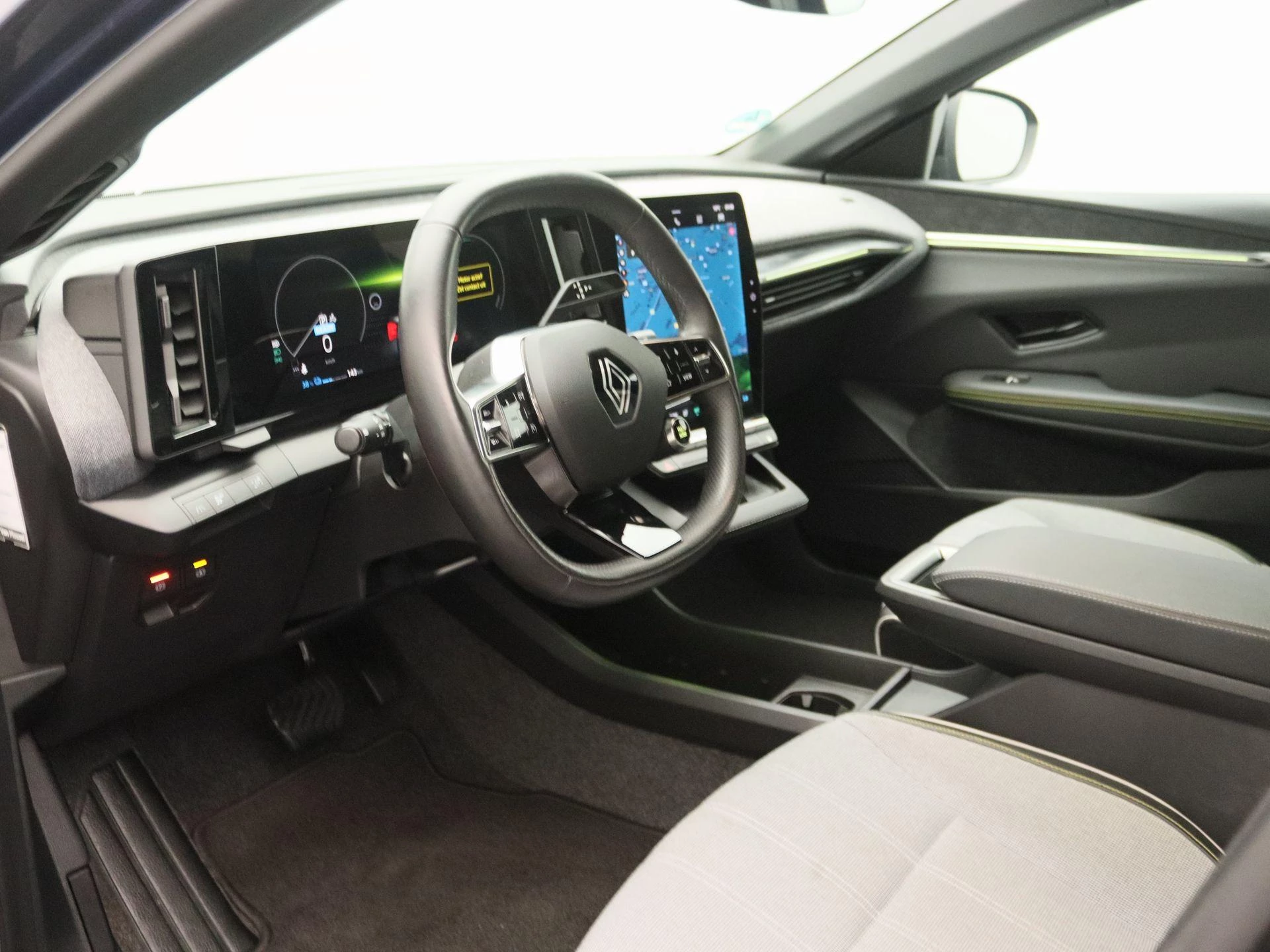 Renault-Megane E-Tech-image-20