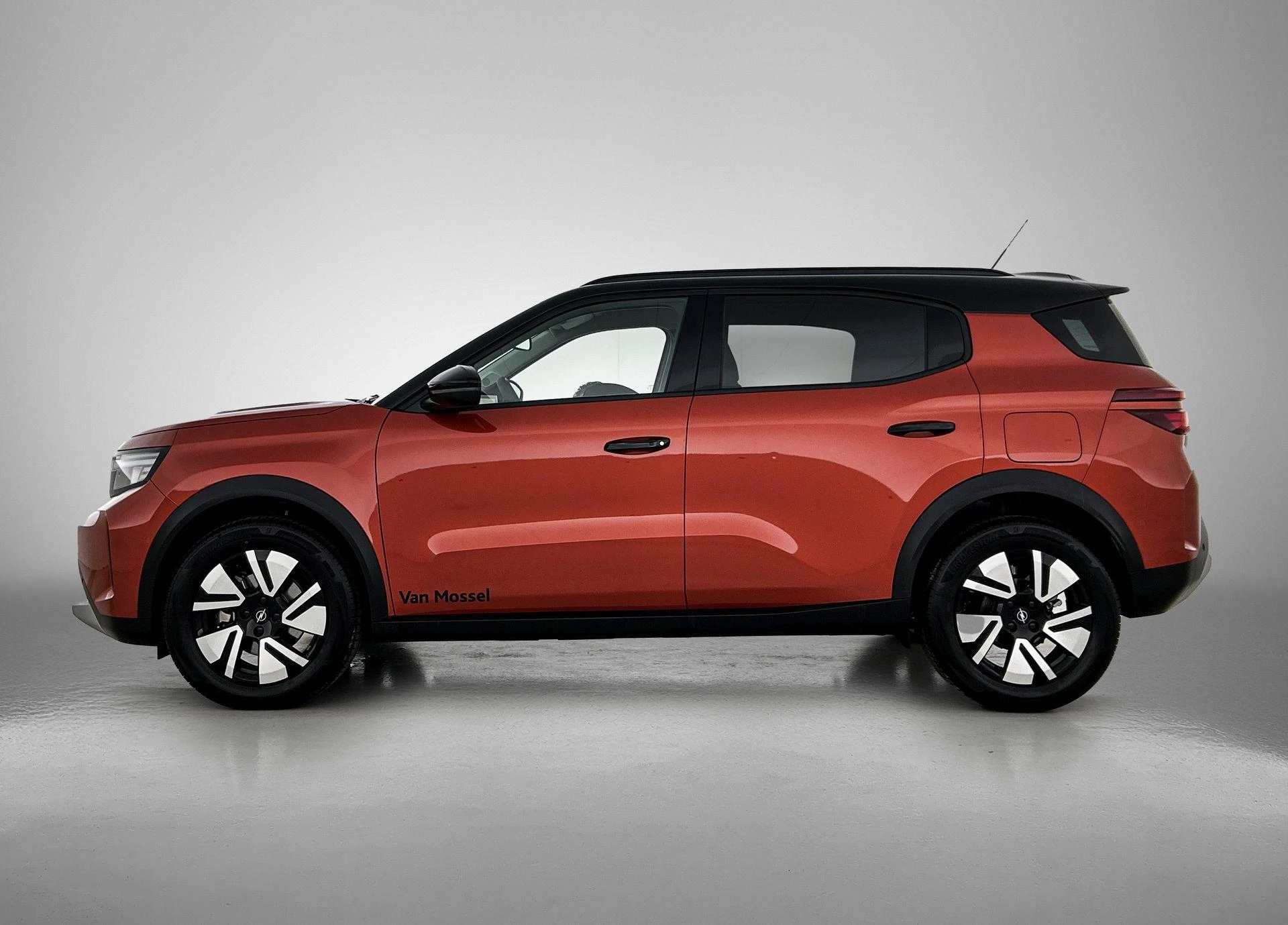 Opel-Frontera-image-1