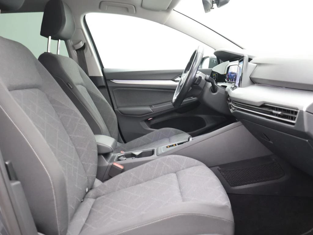 Volkswagen Golf VIII SW Golf Variant Life 1.0eTSI 110PK *AUTOMAAT*ACC*TREKHAAK*LANE ASSIST*PDC*VIRTUAL COCKPIT*...*