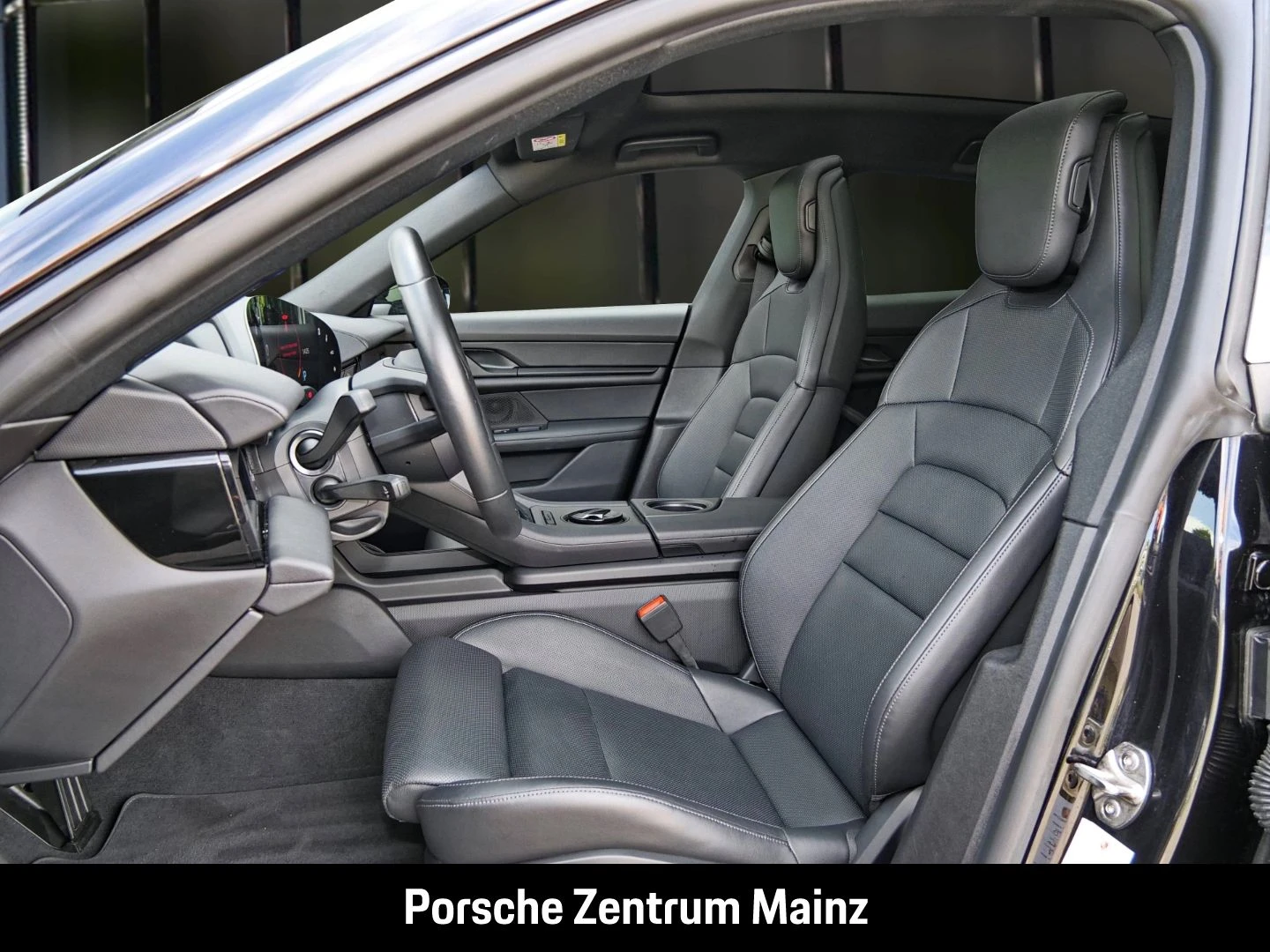 Porsche-Taycan-image-19