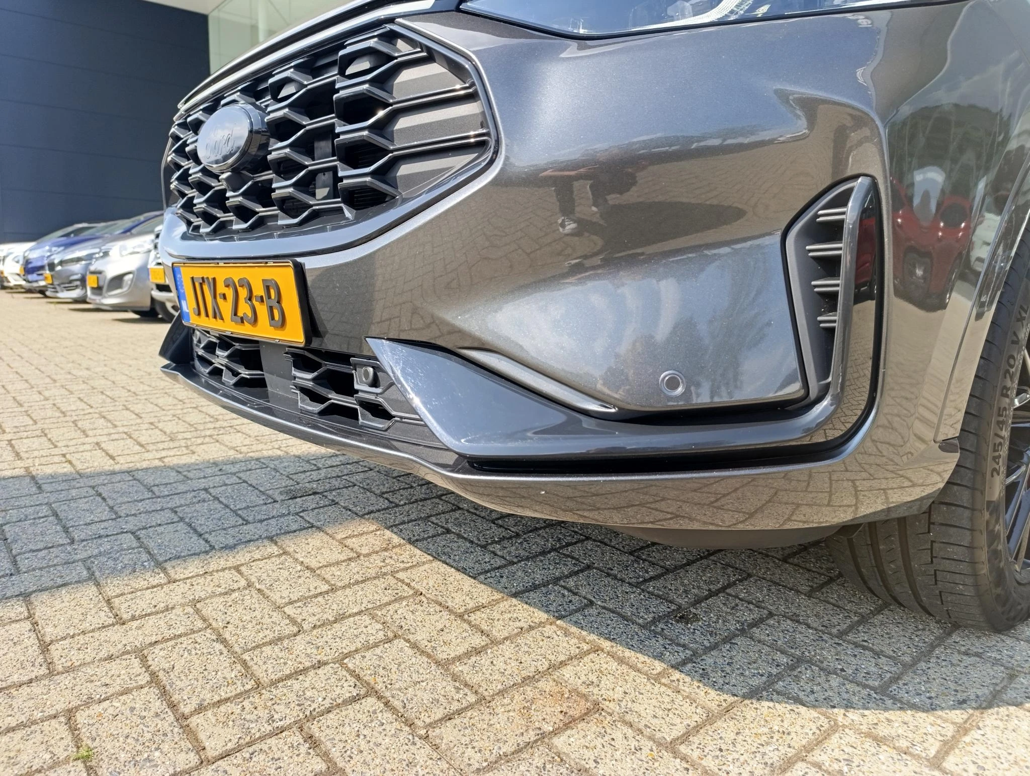Ford-Kuga-image-7