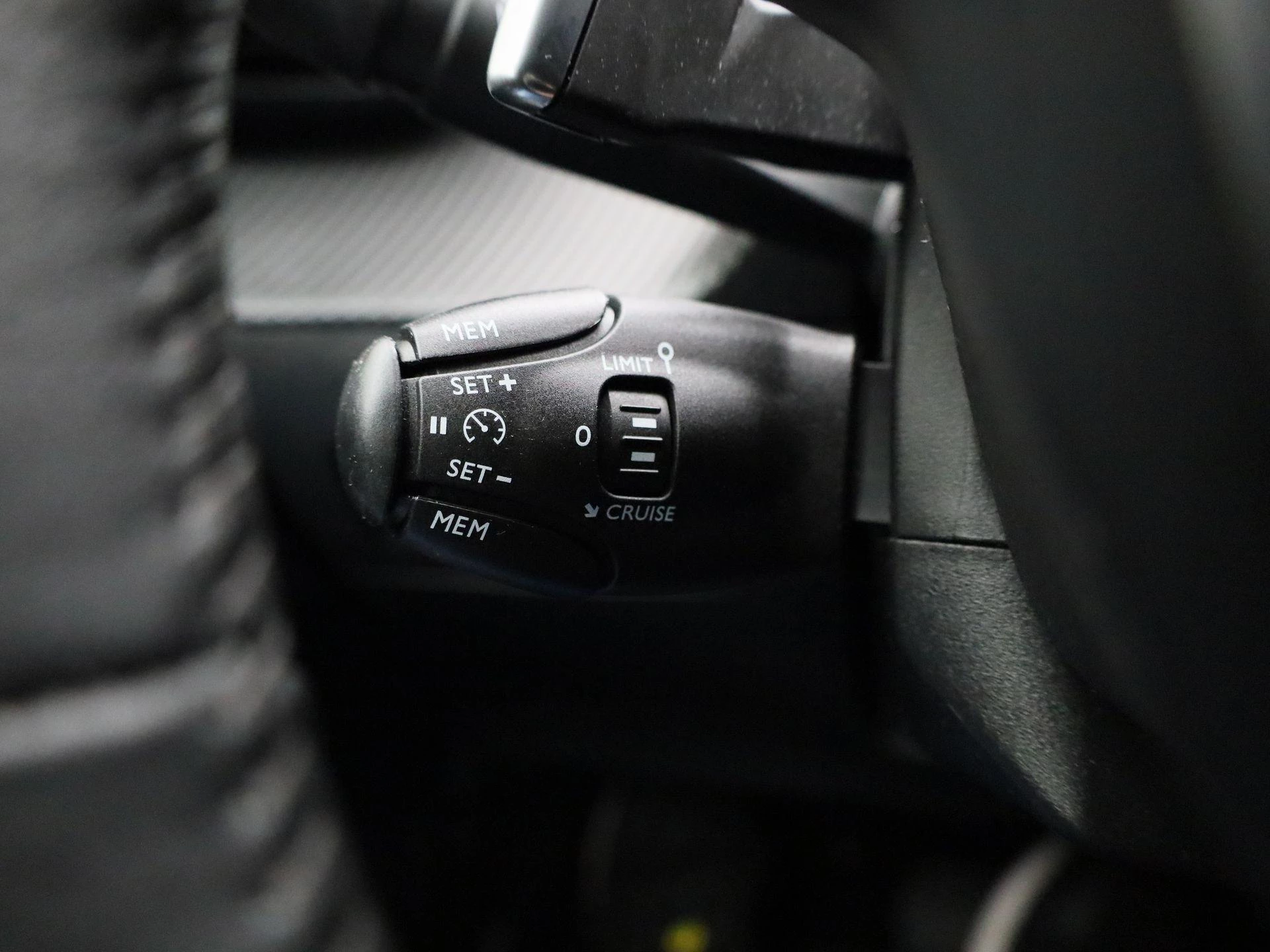 Peugeot 208 1.2 PureTech Active Pack