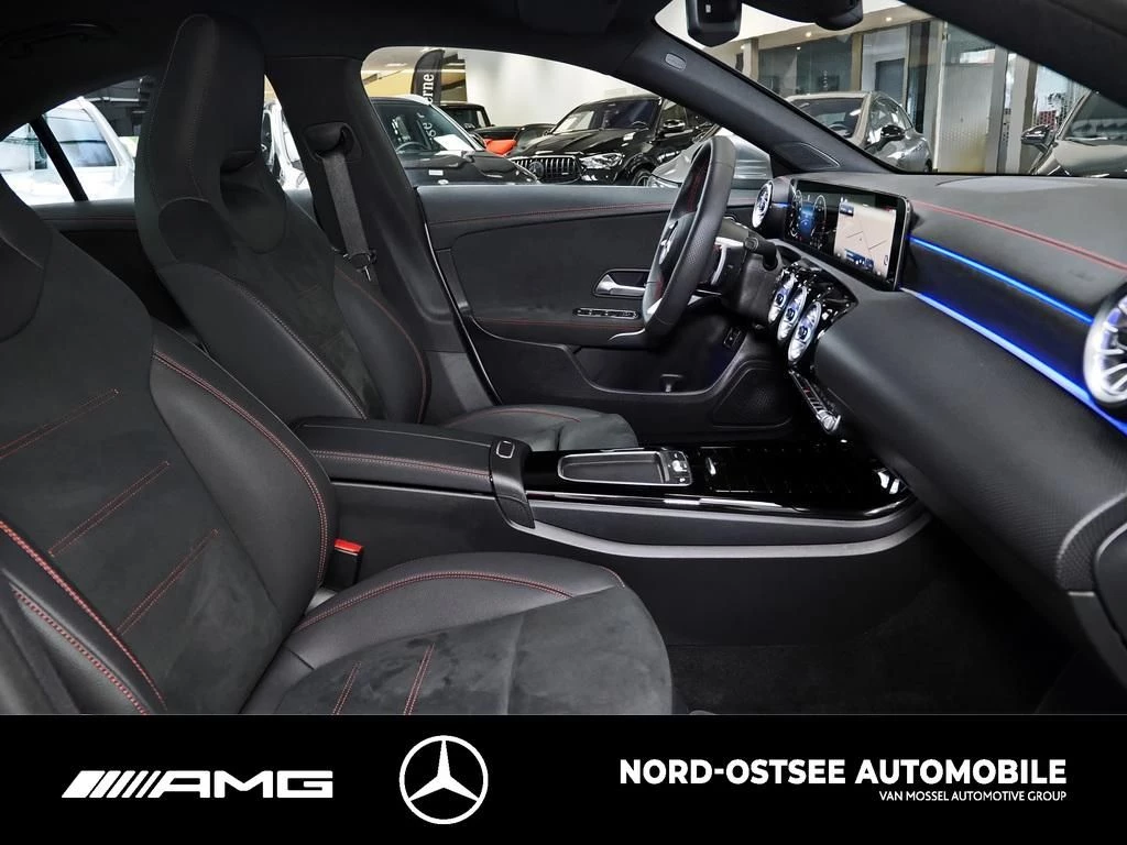 Mercedes-Benz CLA 200 d AMG COUPÉ ADV.+ MBUX HANDS-FREE AMG Line