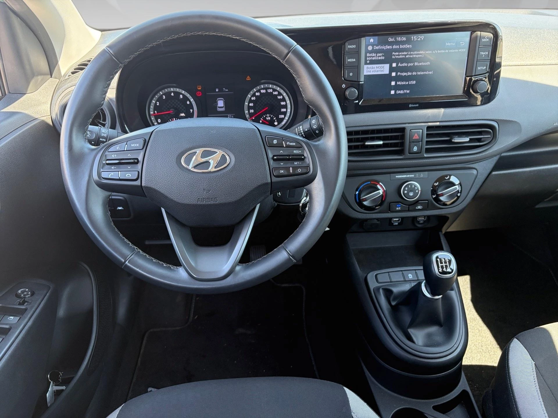 Hyundai i10 1.0 Twist AMT